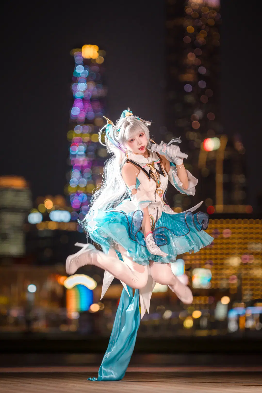 [Jinhsi cosplay] Wuthering Waves little idol night stage atmosphere portrait by 云离饱饱 - Image 5
