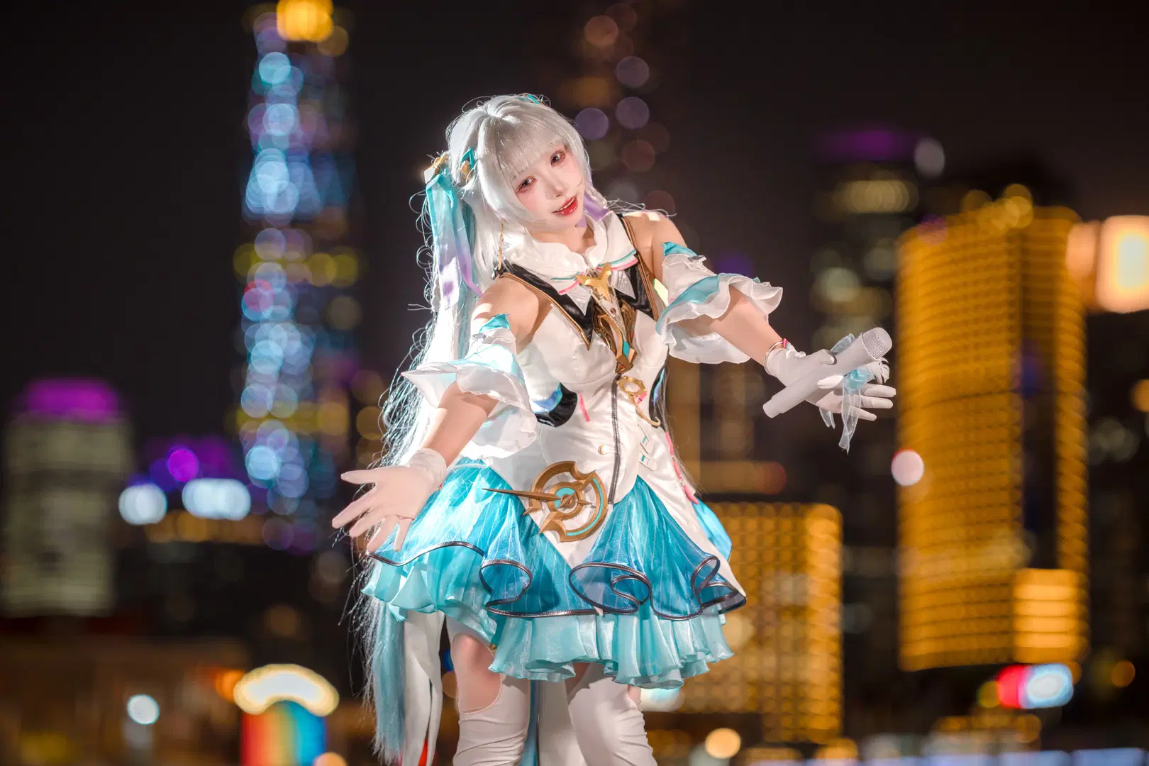 【今汐cos】夜拍蓝白打歌服，演唱会氛围感拉满 - 云离饱饱 - 第10张