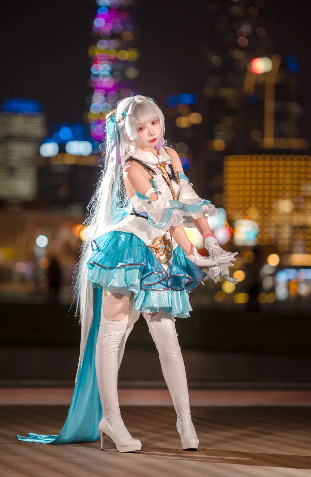【今汐cos】夜拍蓝白打歌服，演唱会氛围感拉满 - 云离饱饱 - 第6张