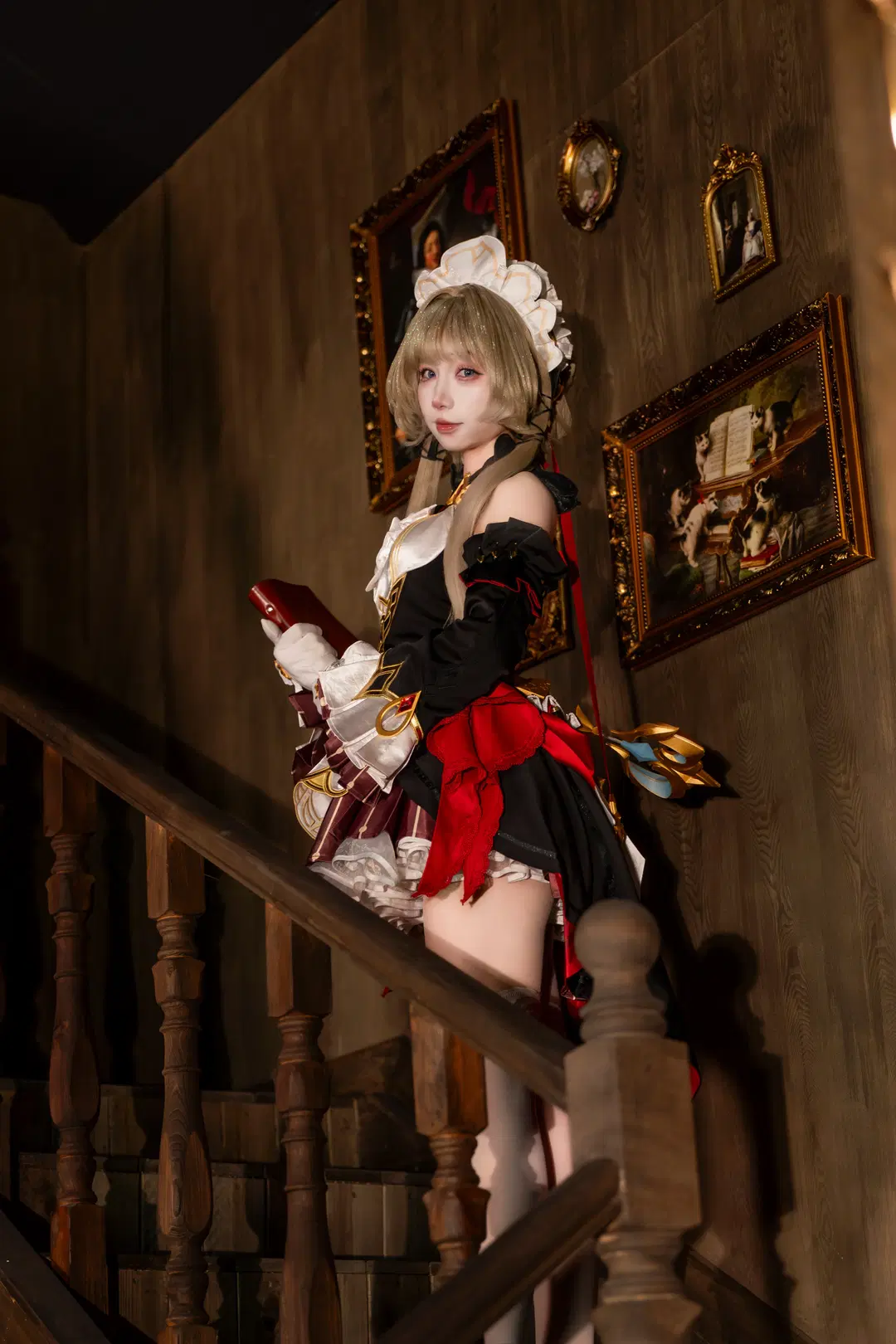 [Sandrone Marionette cosplay] Elegant Stroll in Genshin Impact's Retro Clockwork Citadel by 云离饱饱 - Image 3