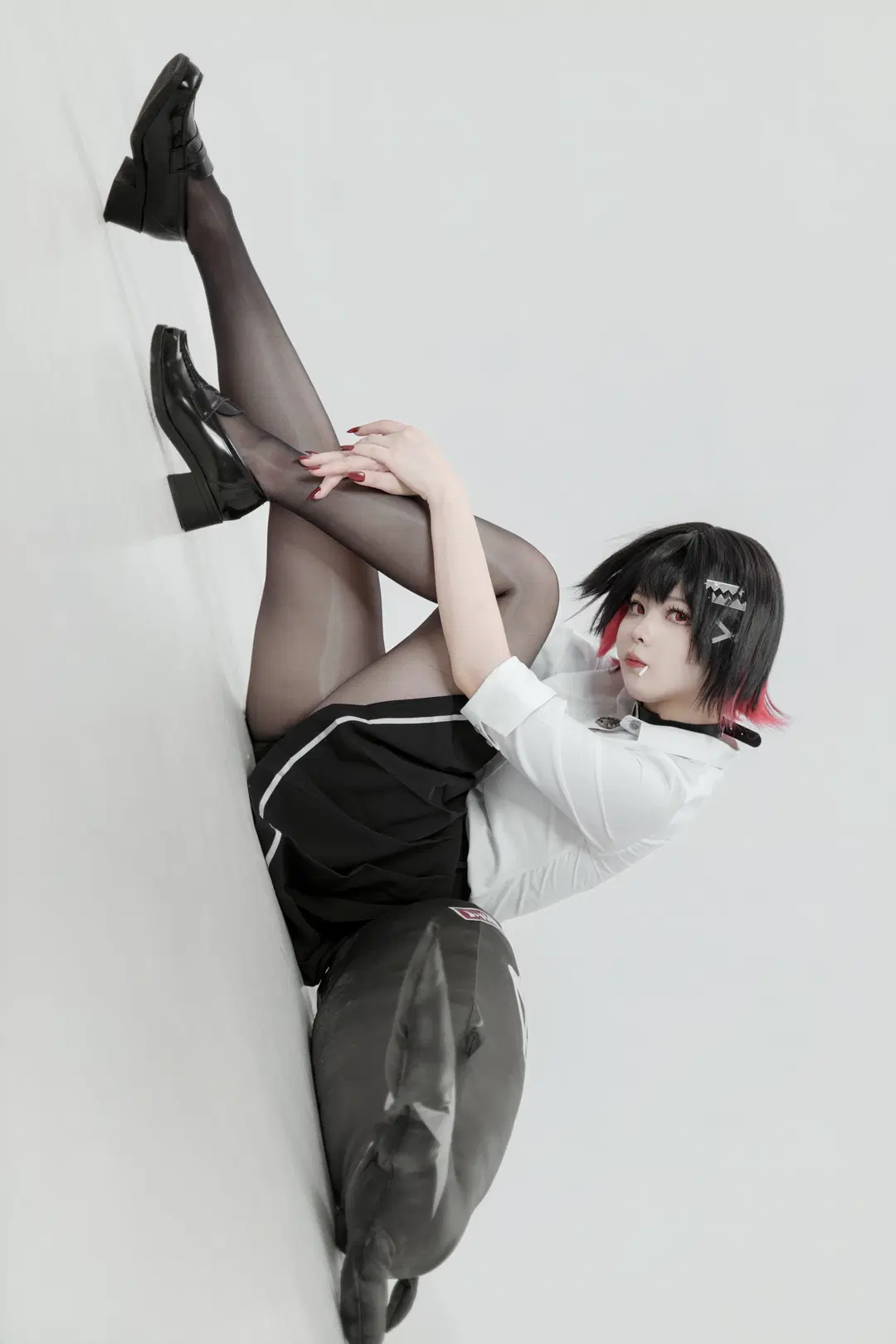 [Ellen cosplay] Zenless Zone Zero Shark High School Girl After-School Moment by 鹤狸狸嗷狸狸鹤w - Image 2