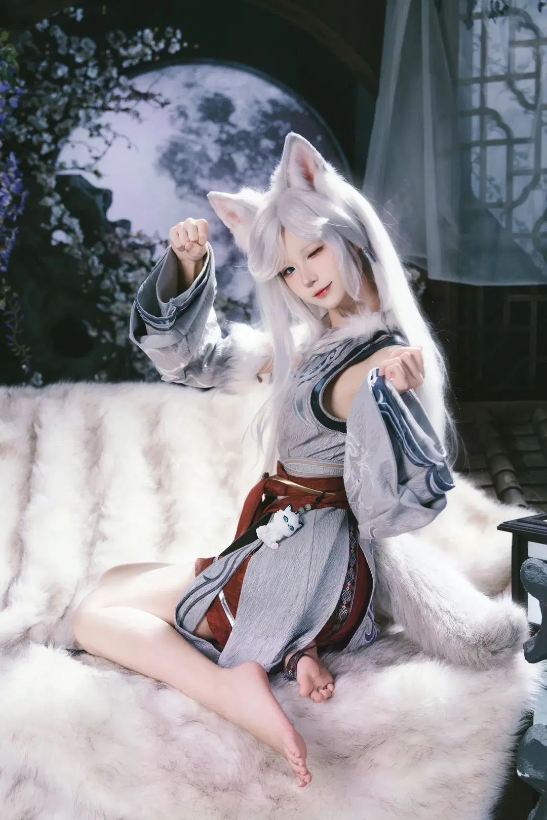 【Yin Yue cosplay】The Silver Fox Beneath the Moon from A Record of a Mortal's Journey to Immortality by X_Pu - Image 4