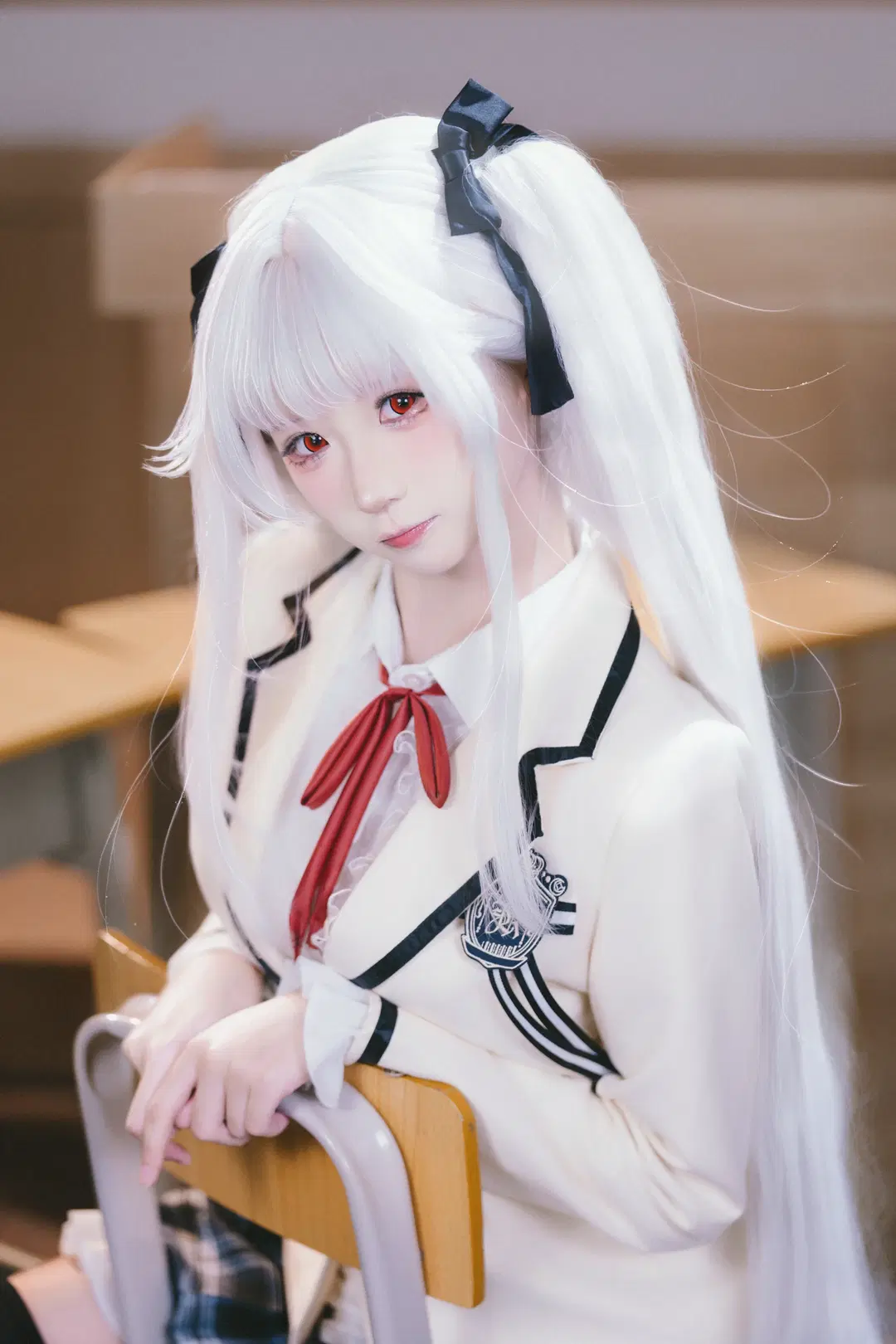 BiShoujo Mangekyou Kagarino Kirie cosplay: White-Haired, Crimson-Eyed Underclassman in School Uniform by X_Pu - Image 4