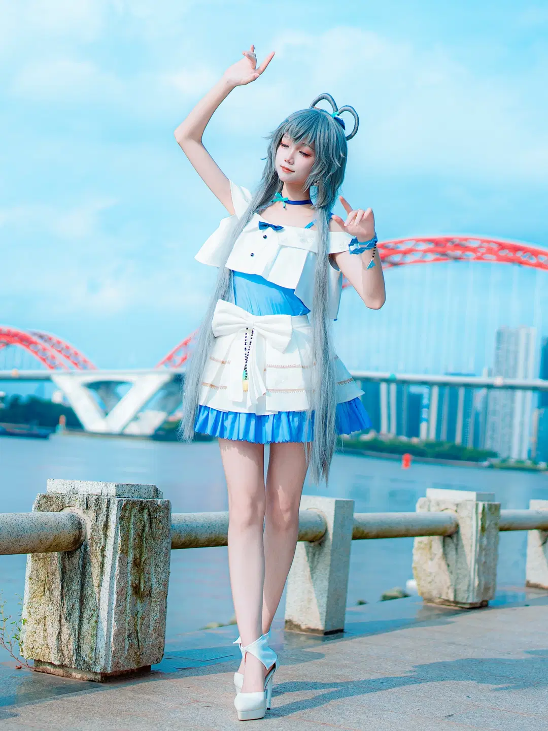 【洛天依cos】江畔的小海豚蓝色系正片 - 予海Anastasia - 第2张