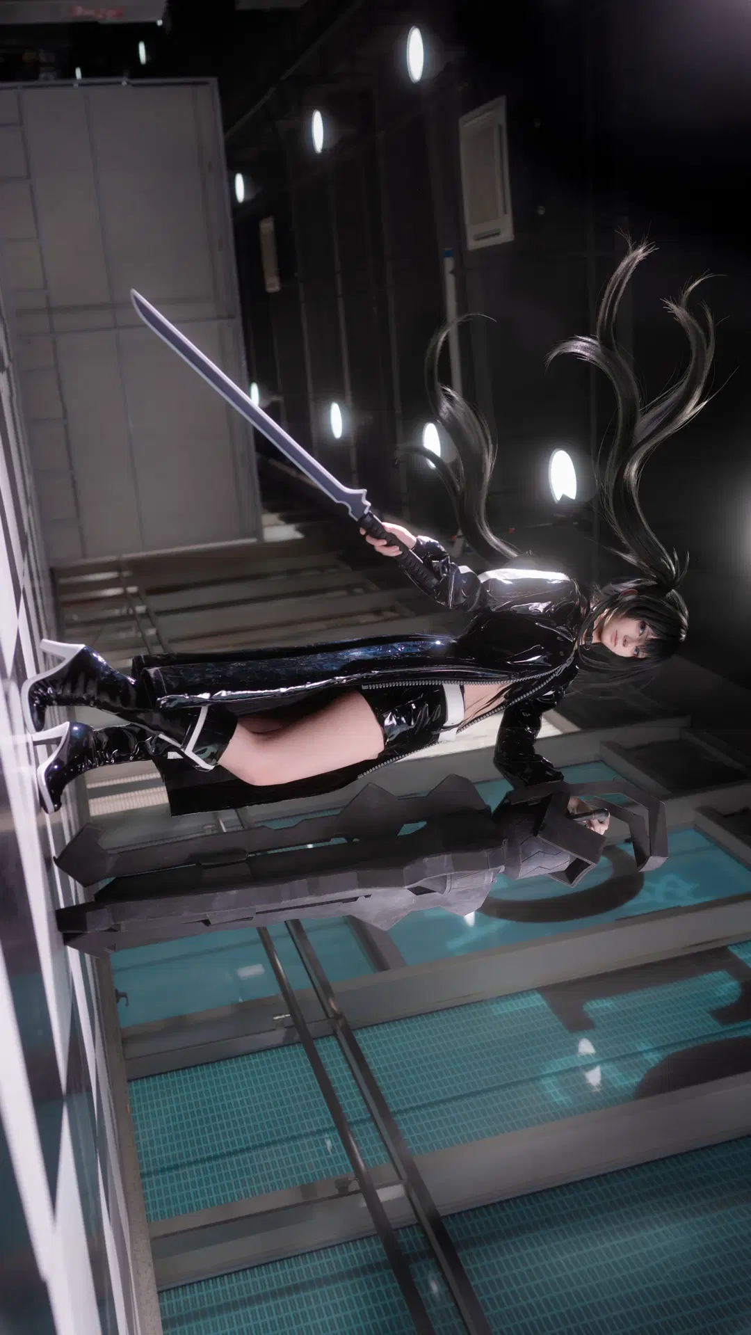 【黑岩射手cos】重工巨剑与漆皮战衣，还原Black Rock Shooter的冷酷 - 静水 - 第3张