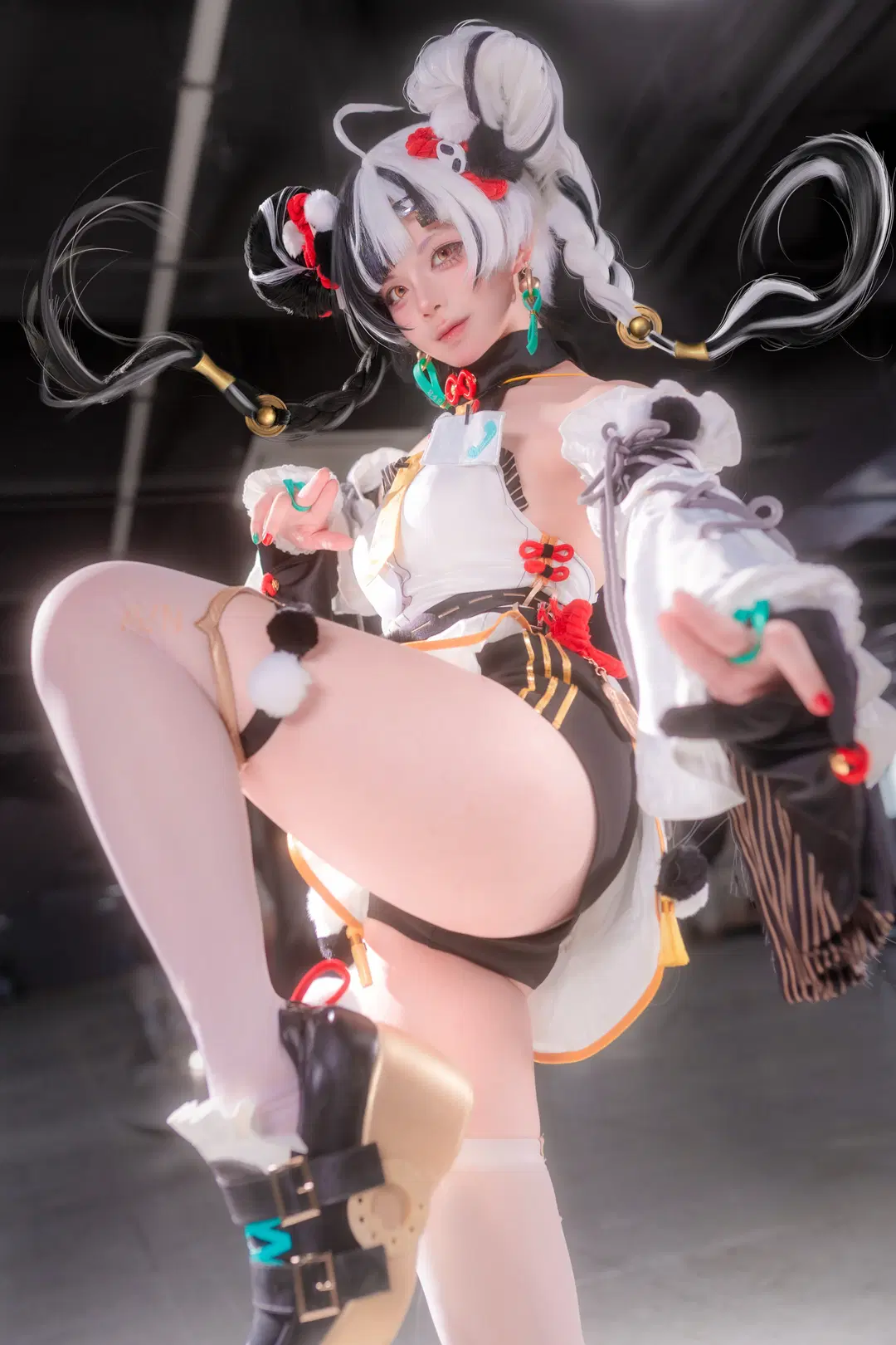 Zenless Zone Zero, Game character, Dialyn Cosplay, Twintails, White stockings