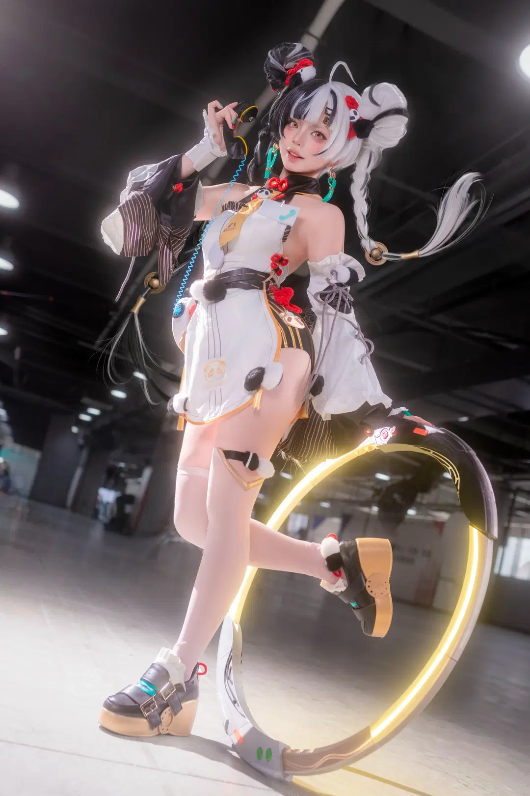 [Dialyn Cosplay] Zenless Zone Zero's functional-style stage costume is truly a test of physical strength by 静水 - Image 5