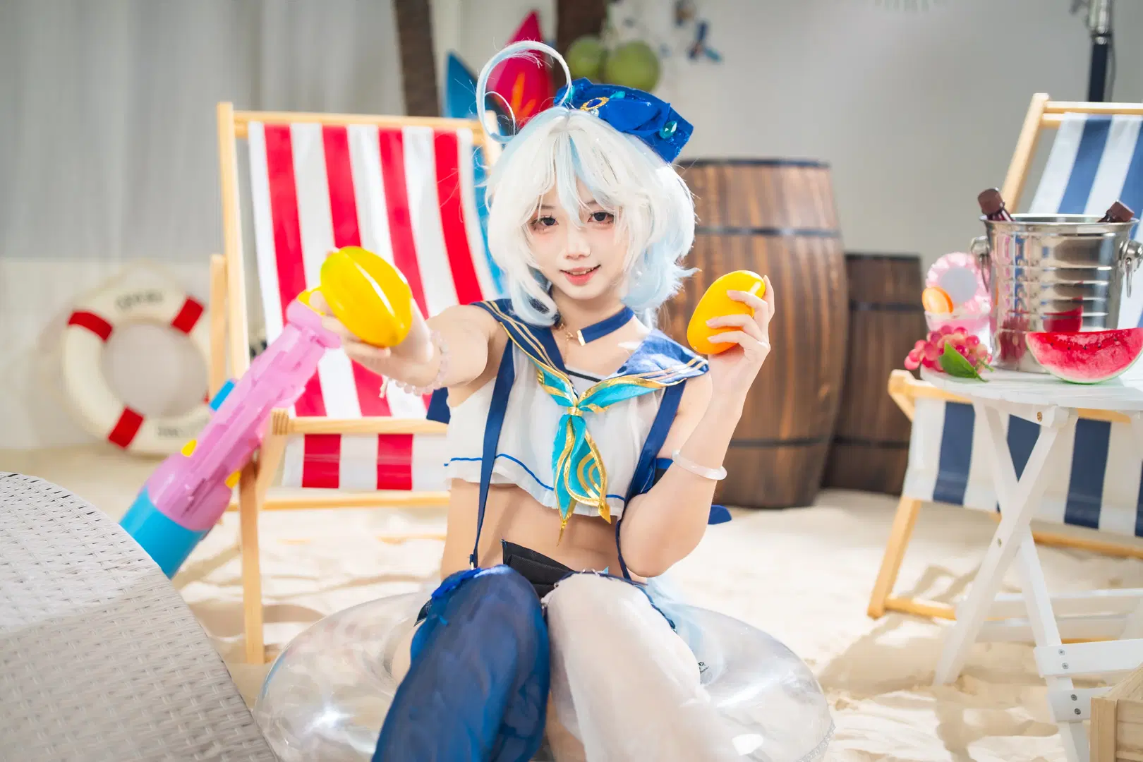 原神, 芙宁娜cos, 泳装cos, 白丝, 夏日沙滩