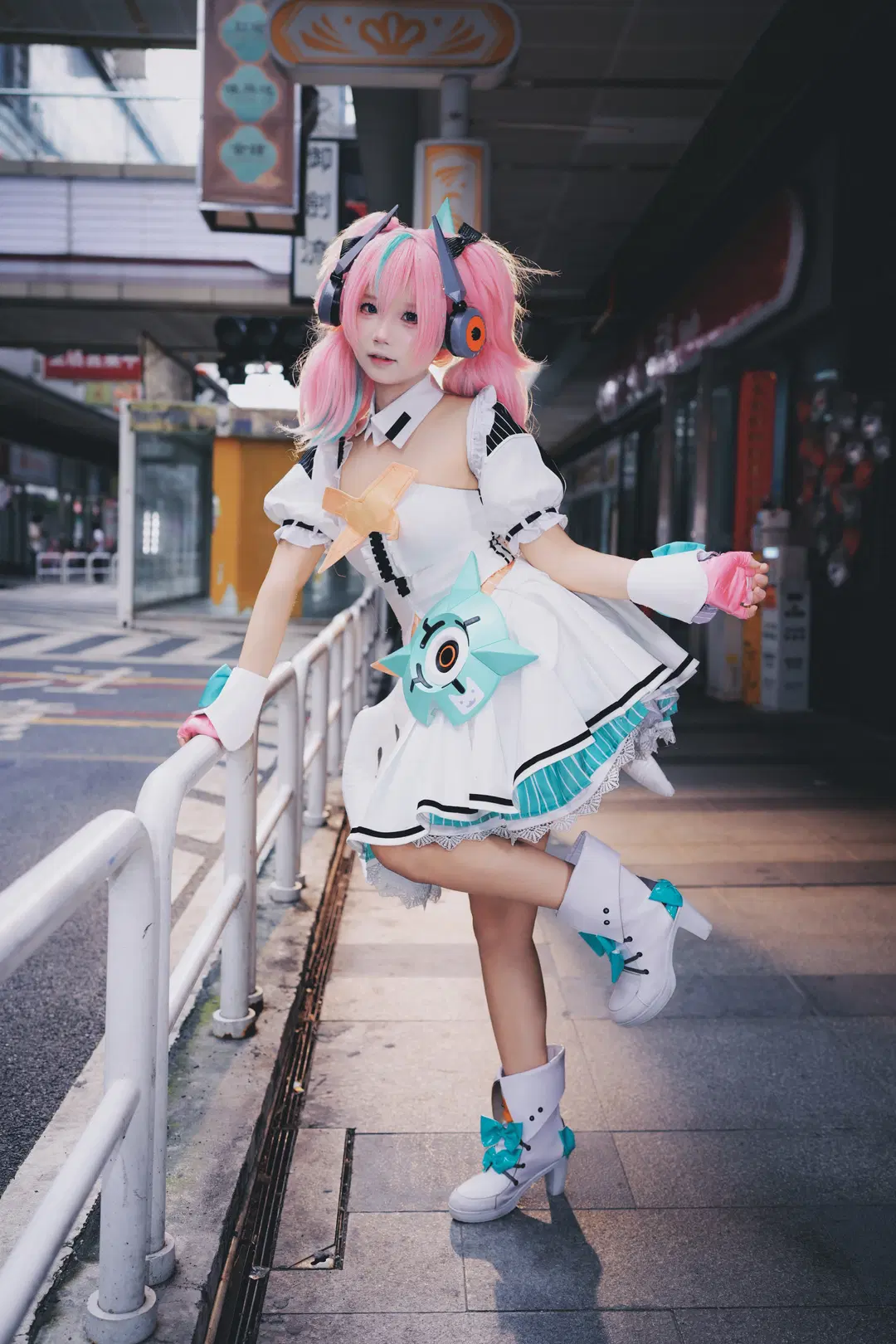【愛芮cos】絕區零妄想天使的街頭出擊 - 暴食水獭 - 第8張