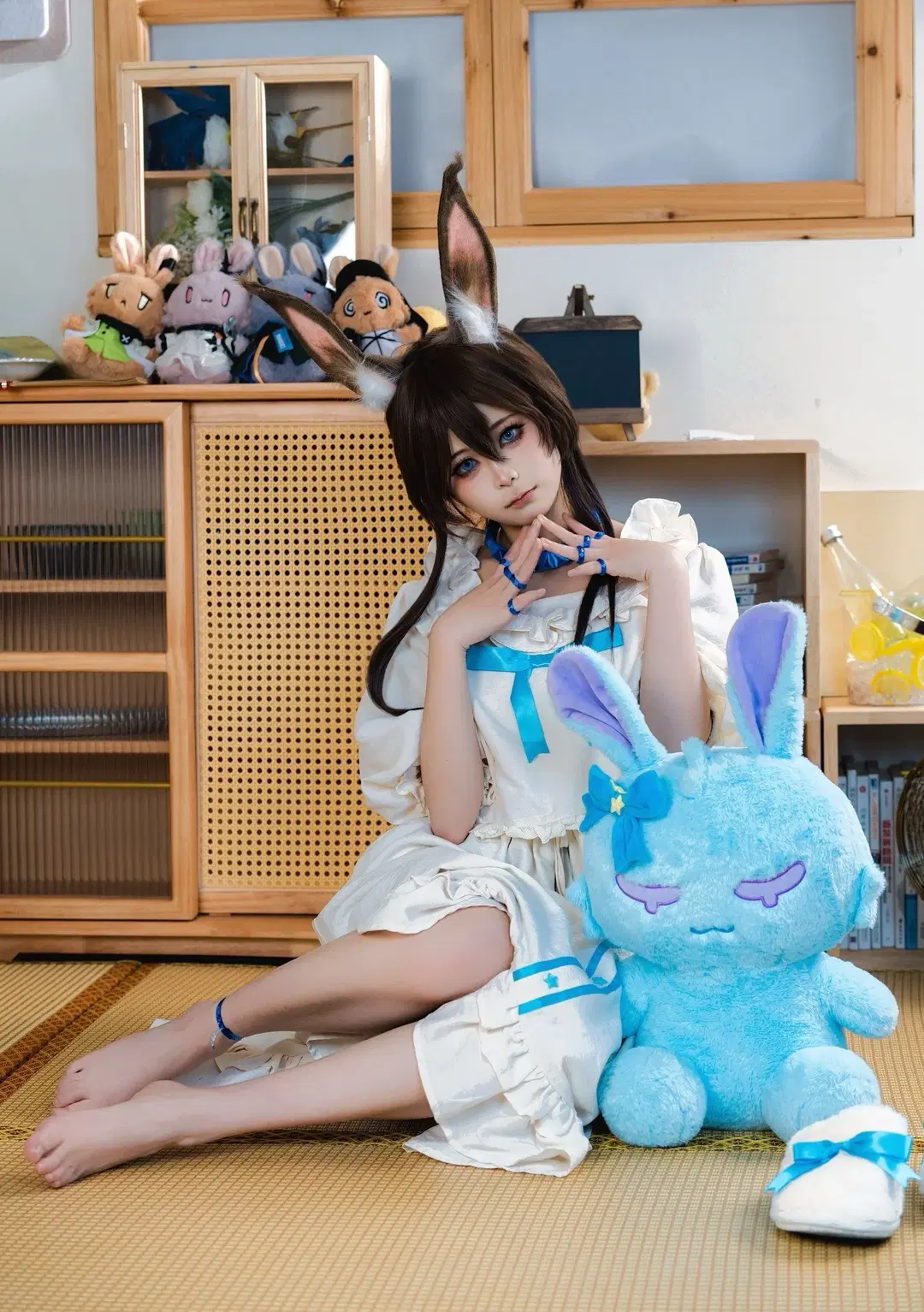 アークナイツ, アーミヤ コスプレ, 萌え系コスプレ, うさ耳コスプレ, 名創優品コラボ