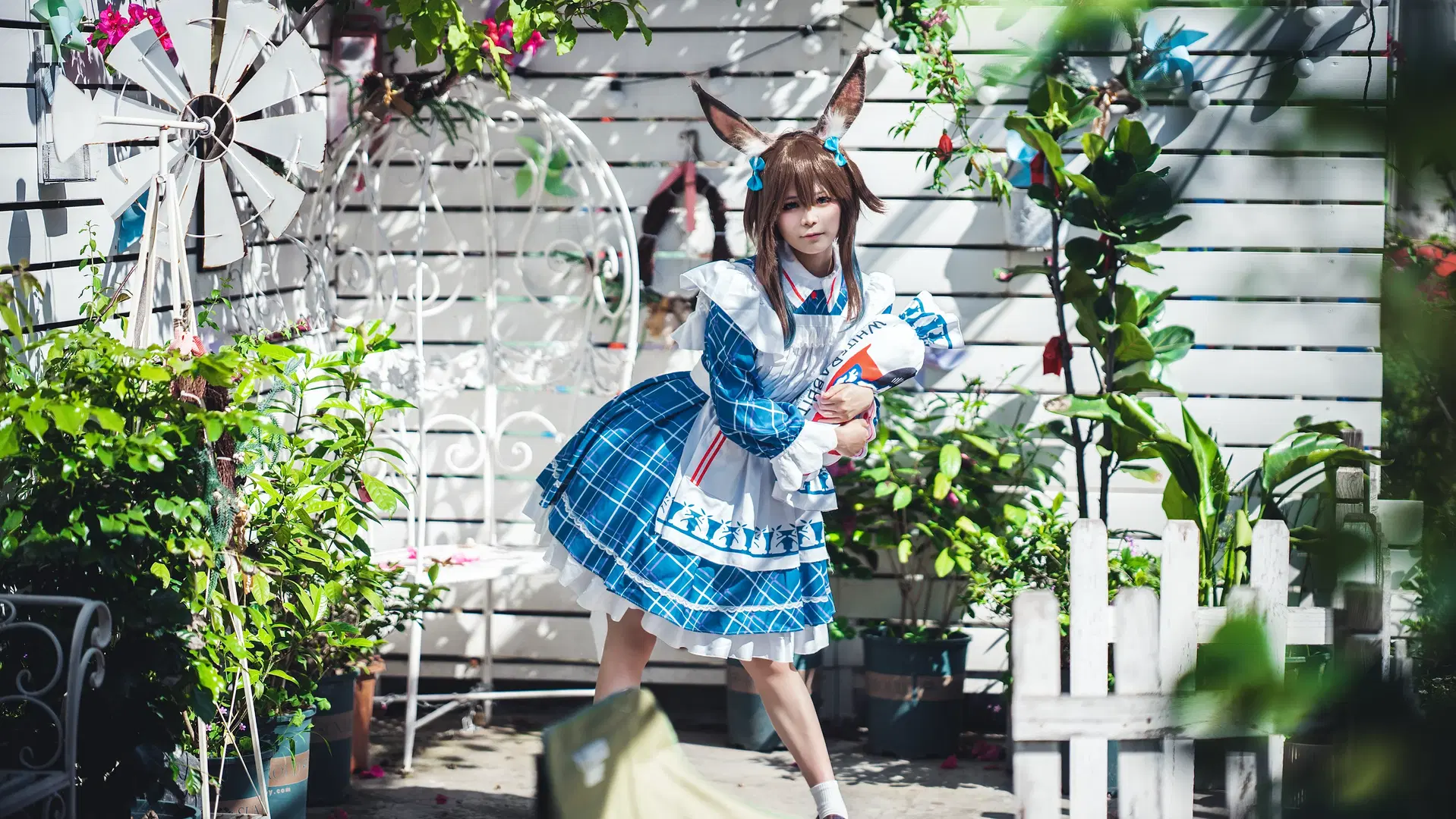 [Amiya cosplay] Arknights Amiya Location Shoot: Wanting Both Close-Ups and Full-Body Bunny Shots by 浮梅梅梅 - Image 3