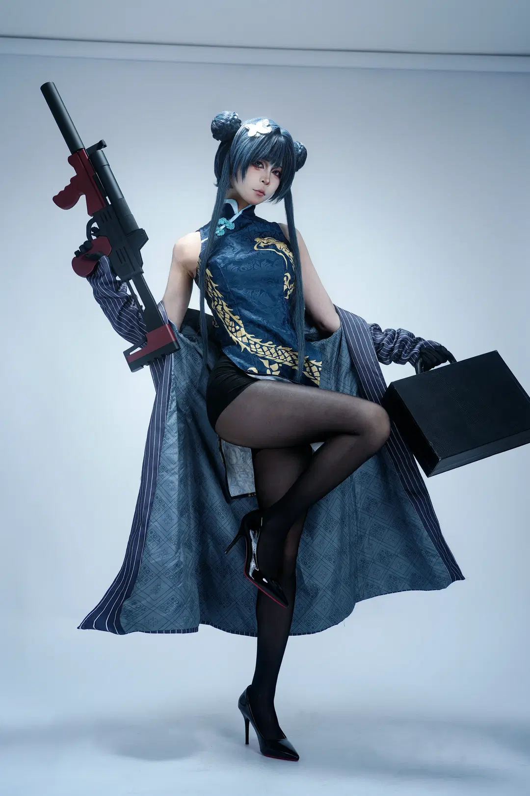 Blue Archive, Ryuge Kisaki cosplay, Black stockings, Kisaki, Cosplay white studio