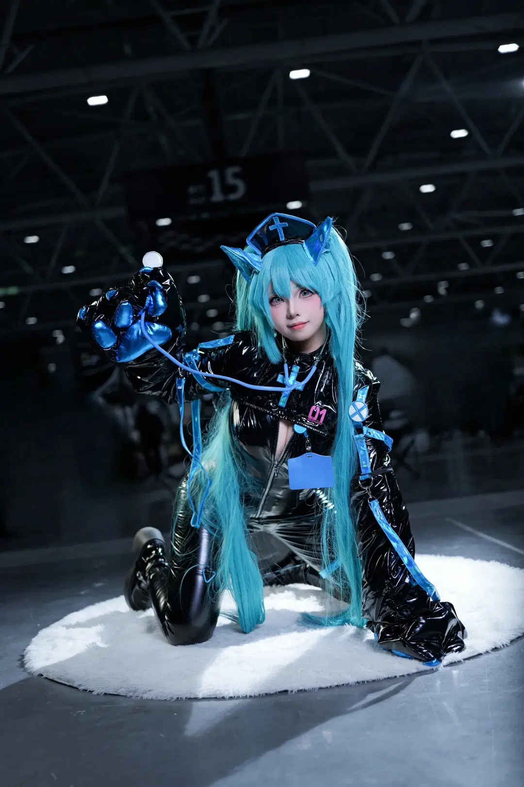 [Hatsune Miku cosplay] Leather Nurse Styling Insights: The first sound echoes into the future by 短短d短短 - Image 7