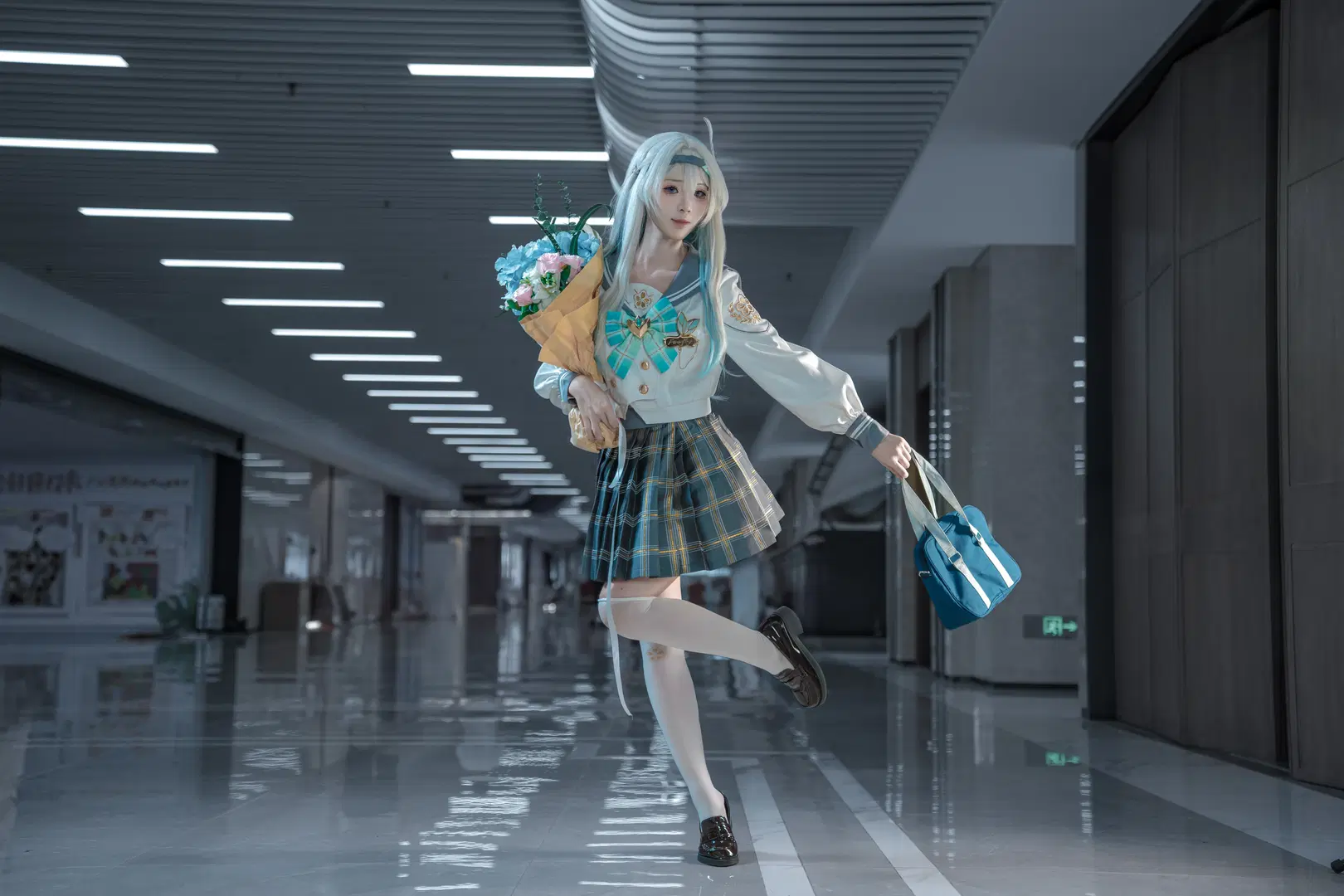 崩壊：スターレイル, ホタル コスプレ, 白ストッキング, 制服, 屋内ポートレート