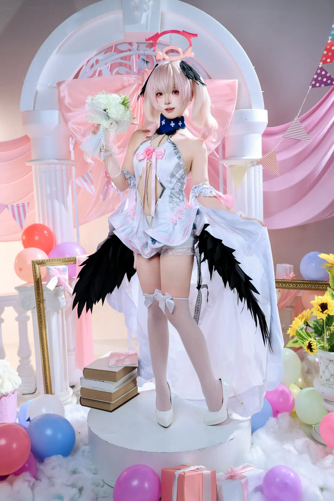 二次元撮影, ブルーアーカイブ, 下江コハル コスプレ, 白ストッキング, 純白のウェディングドレス