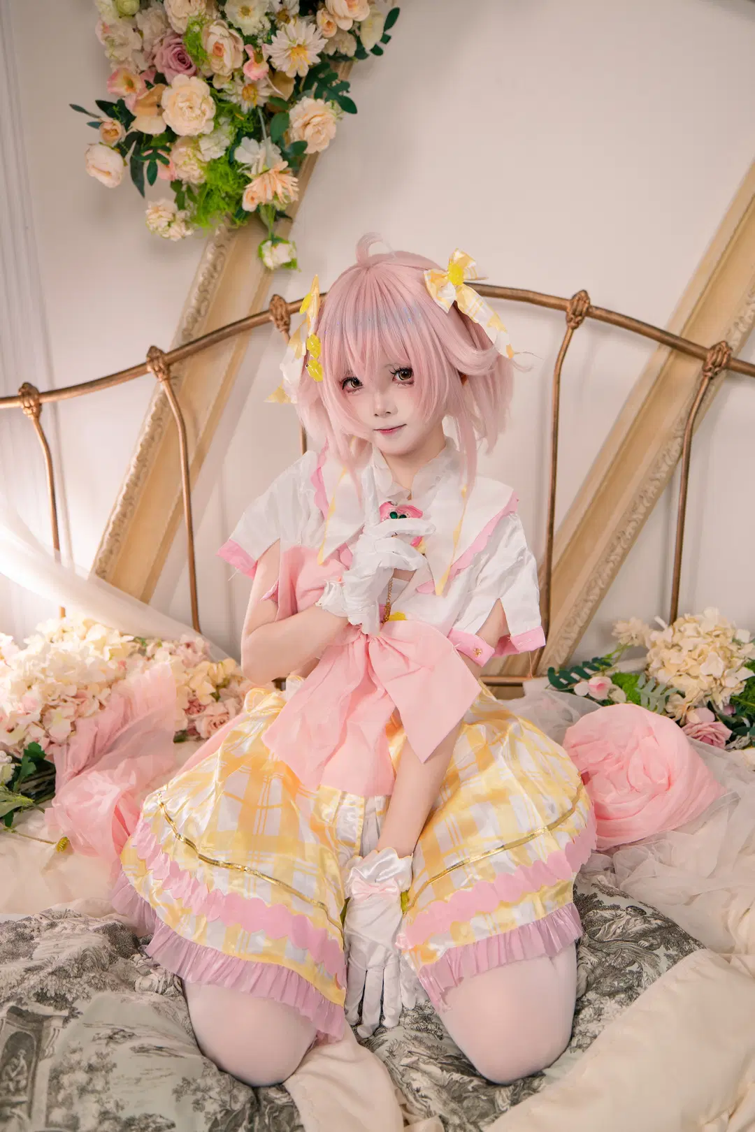 【永雛タフィー コスプレ】ピンク髪と黄白チェックが紡ぐ、温室の甘い午後 - 音饭饭 - 5枚目