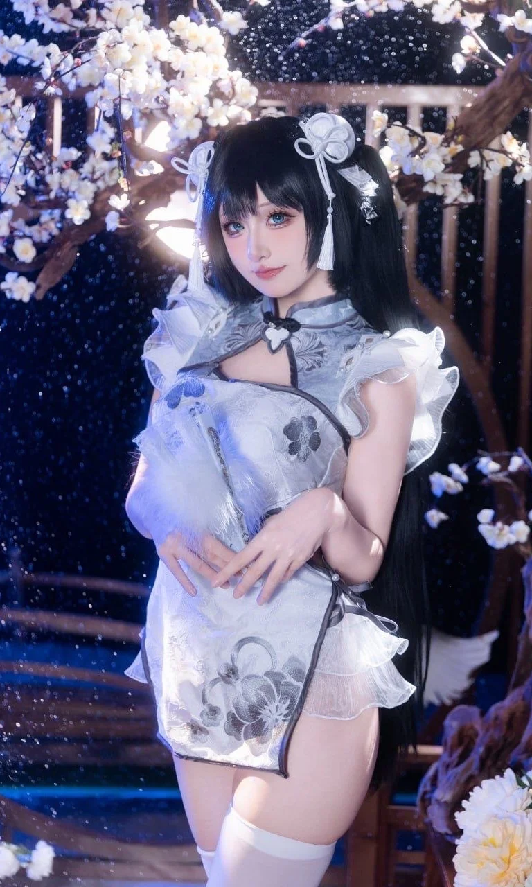 夜静花繁，执扇栖于亭间的白旗袍少女 - Ludo - 第4张