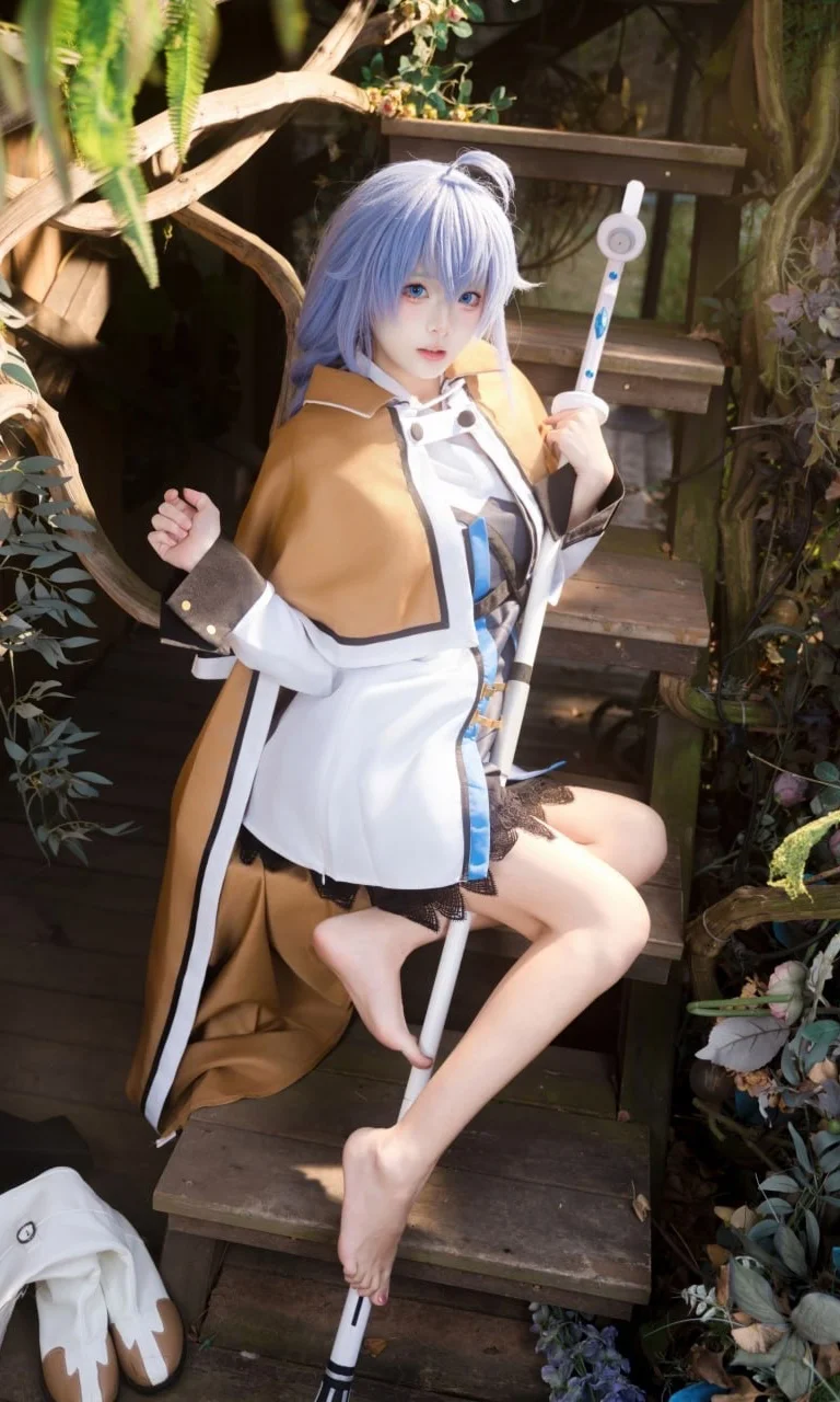 [Roxy cosplay] Mushoku Tensei: Jobless Reincarnation: The barefoot magician girl by Ludo - Image 2