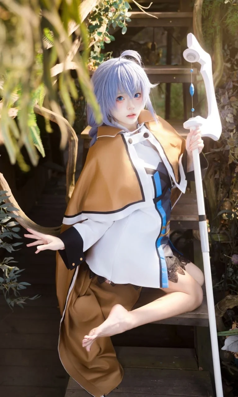 [Roxy cosplay] Mushoku Tensei: Jobless Reincarnation: The barefoot magician girl by Ludo - Image 4