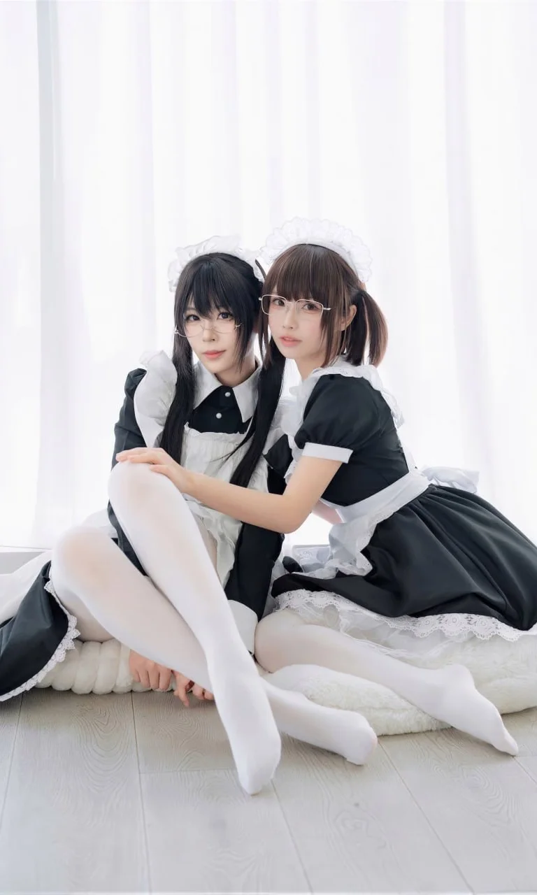 [Two maids maid portrait] Standing by in the mansion, the collision of black-and-white lace and white stockings by Ludo - Image 5