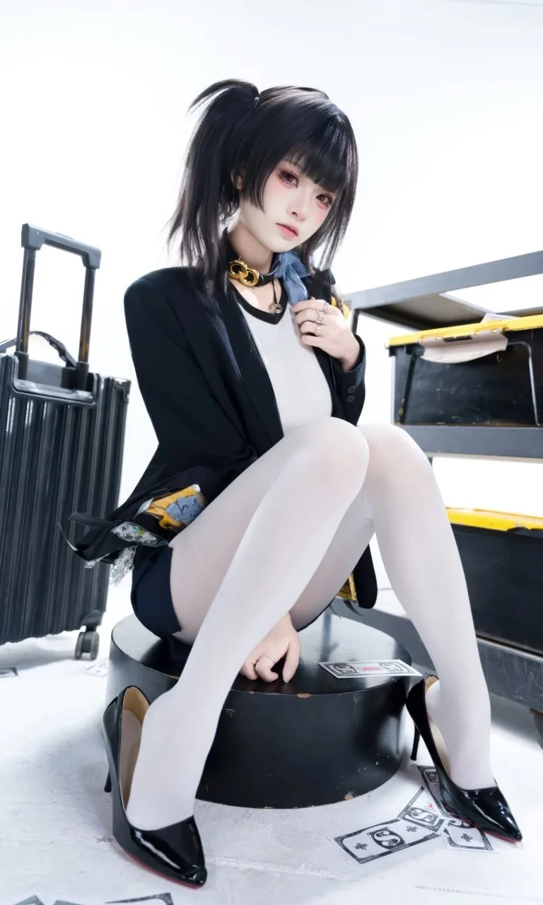 【索拉cos】NIKKE勝利女神裡的雙馬尾黑西裝富婆 - Ludo - 第3張