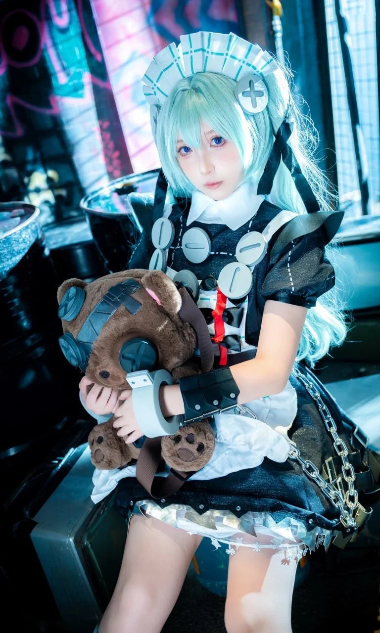 Zenless Zone Zero Corin Wickes Cosplay: Victoria Housekeeping Maid's Abandoned Block Cleaning Mission by Ludo - Image 2