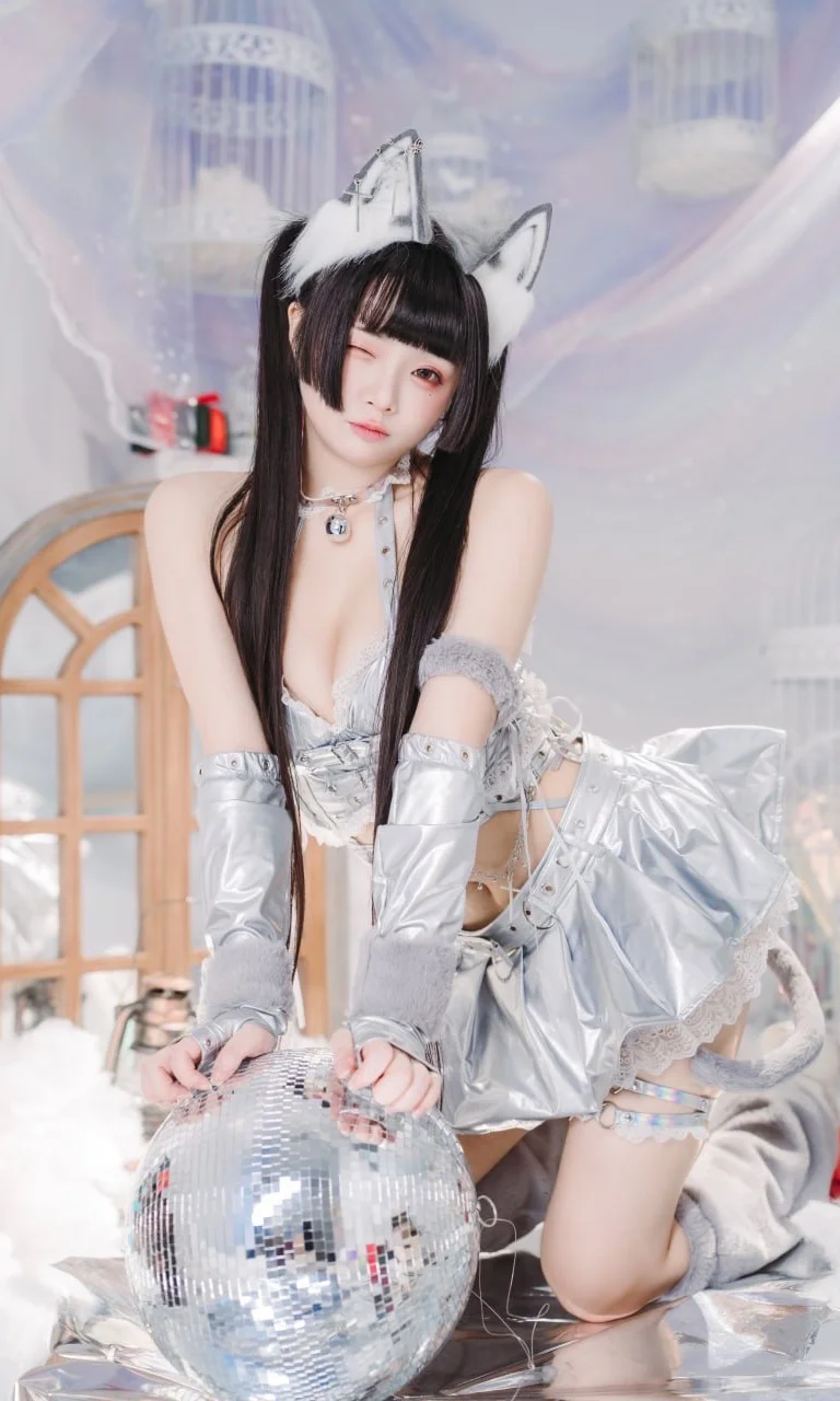 cosplay, 银白狼耳cos, 派对小狼, 舌钉, 镜面碎光