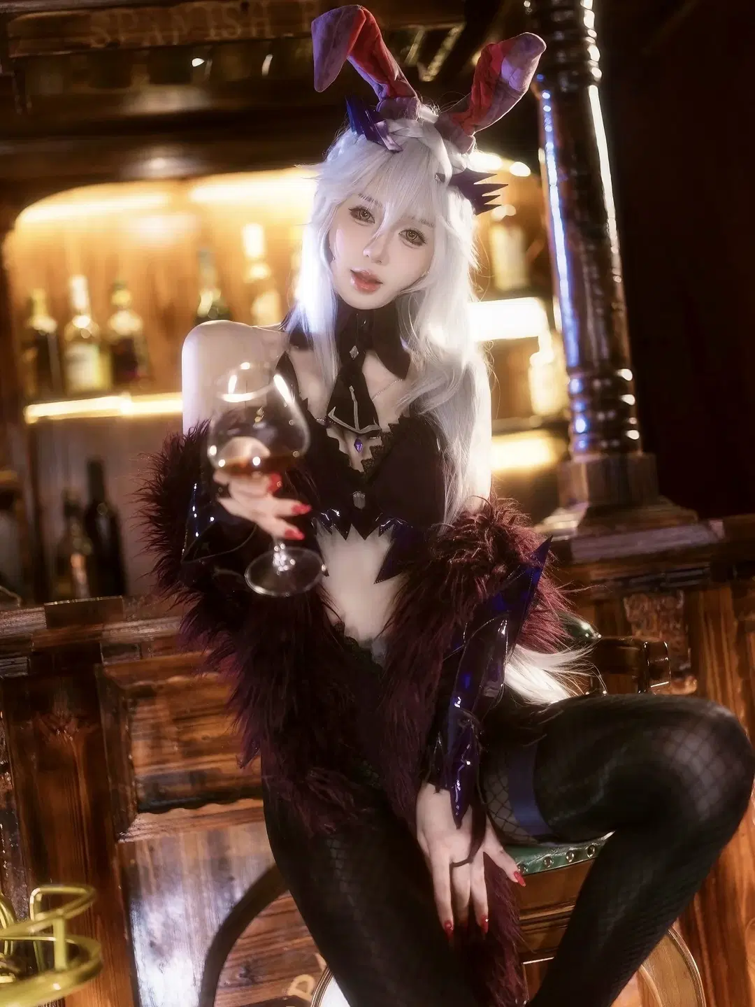 【黑枪呆cos】FGO暗夜兔女郎，紫绒兔耳与渔网袜的碰撞 - 余森屿。 - 第2张