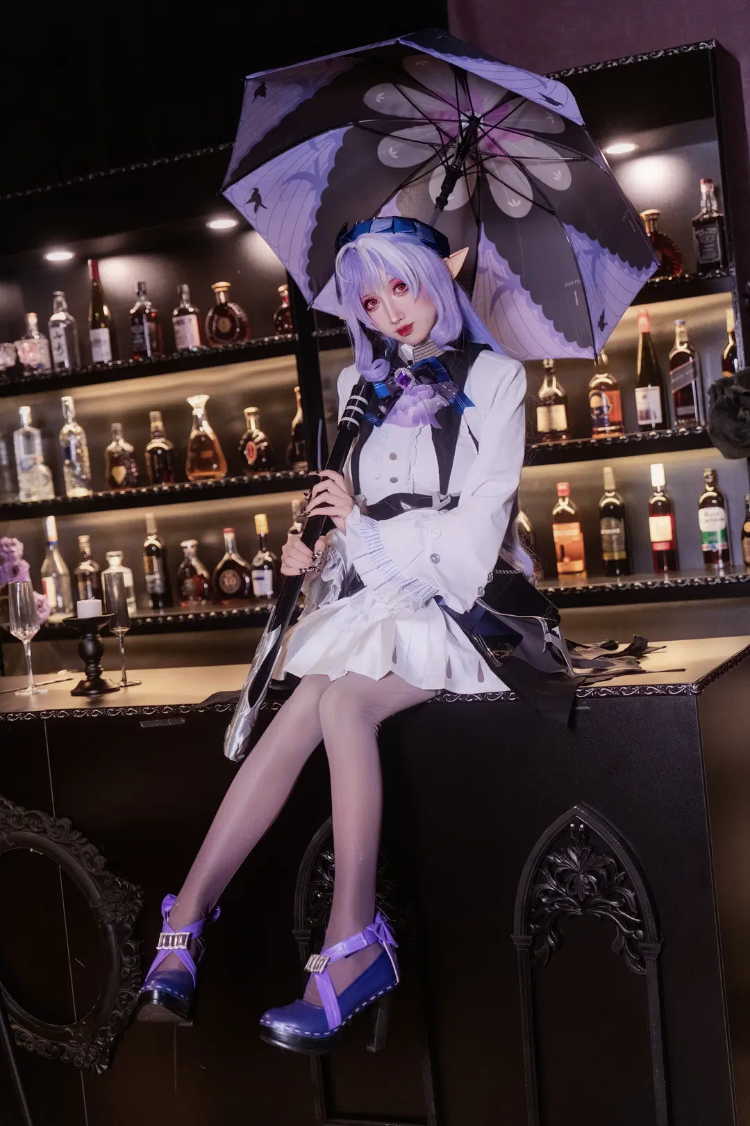 Zenless Zone Zero, Vivian cosplay, Gothic style, Bar photoshoot, Stockings