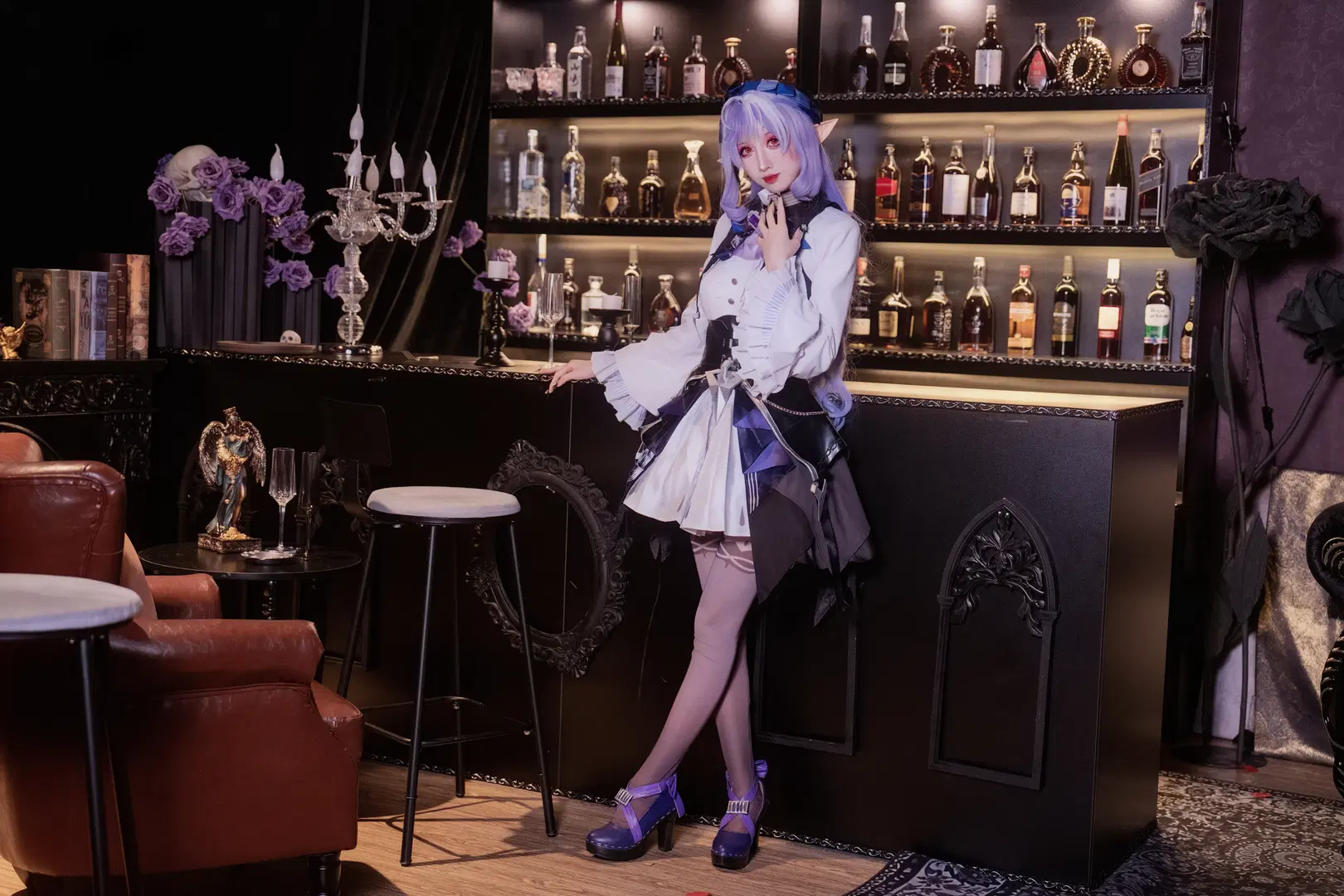 【ビビアン コスプレ】『ゼンレスゾーンゼロ』の気品と神秘（ゴシック風・バー撮影） - 貓羽www - 6枚目