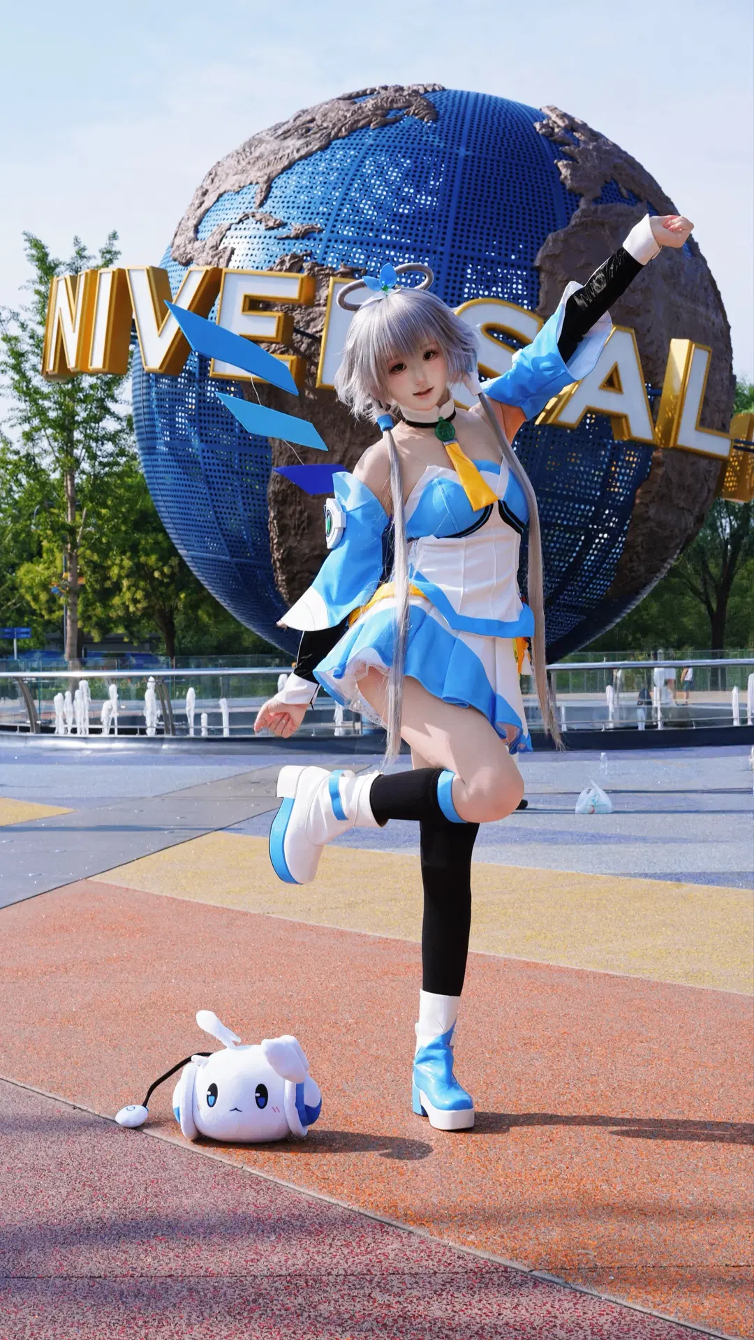 【洛天依 コスプレ】バーチャル歌姫が魅せるユニバーサル・スタジオへの降臨 - 村上図図 - 2枚目
