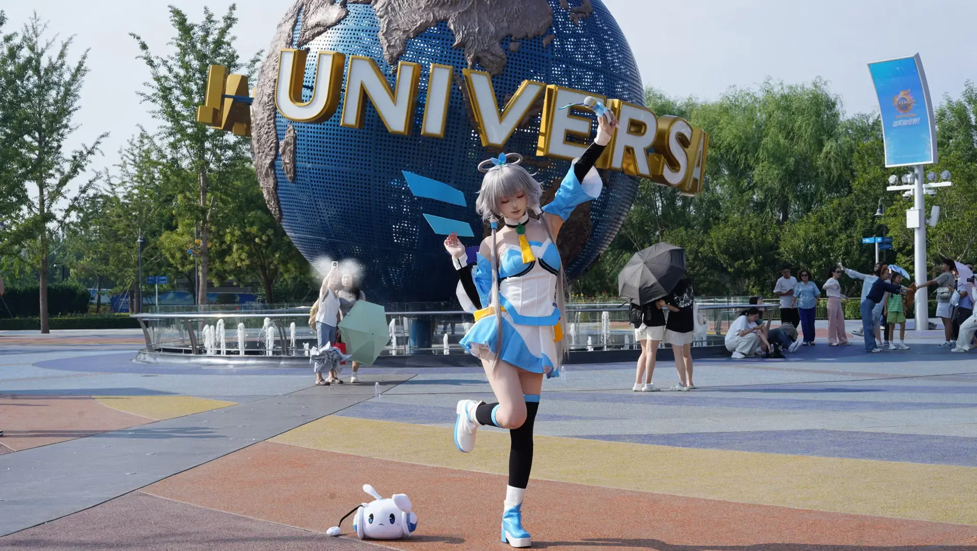 【洛天依 コスプレ】バーチャル歌姫が魅せるユニバーサル・スタジオへの降臨 - 村上図図 - 6枚目