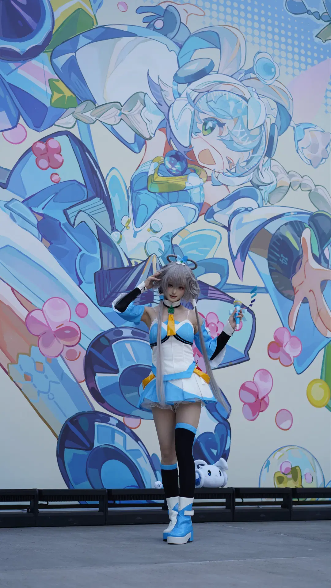 【Luo Tianyi cosplay】14th anniversary Universal Studios Performance Behind-the-Scenes: Vsinger Stage Energy (Stockings) by 村上図図 - Image 8