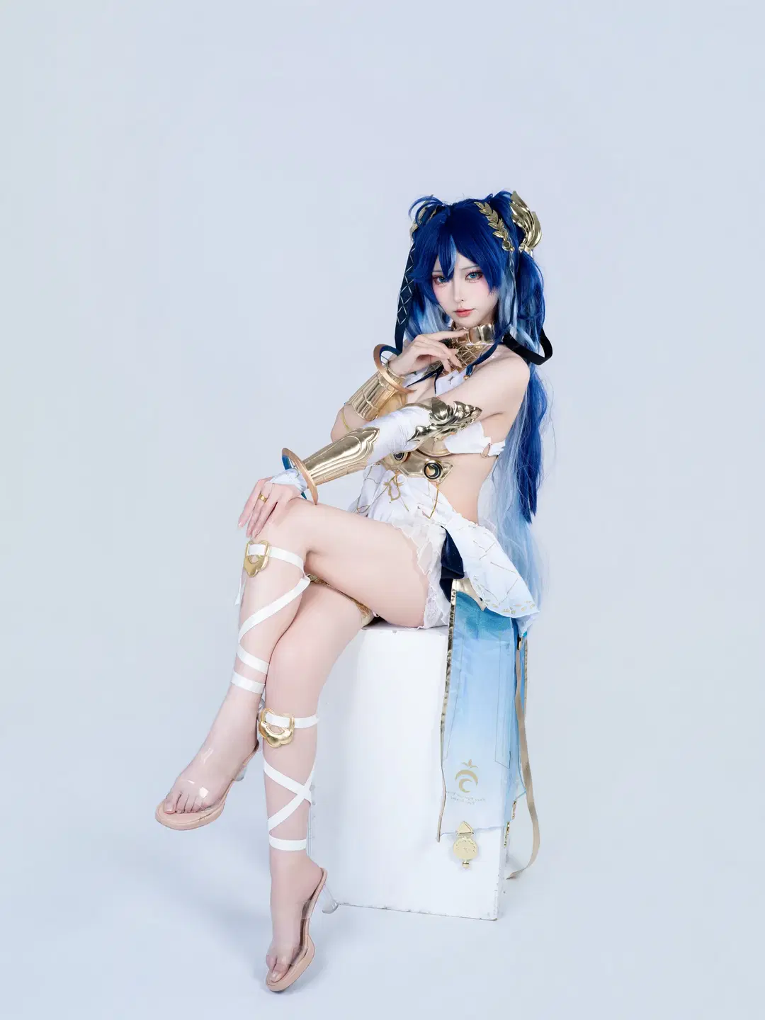 鳴潮, コスプレ, スタジオ撮影, ユーノ コスプレ, ポーズ参考