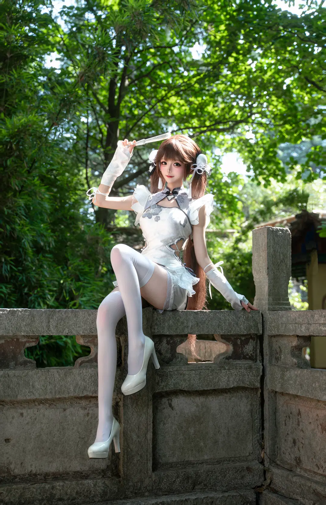 【Yin Ziping cosplay】Sword-Wielding Maiden in White Stockings by the Garden Stone Balustrade by 小时汤泡饭 - Image 3