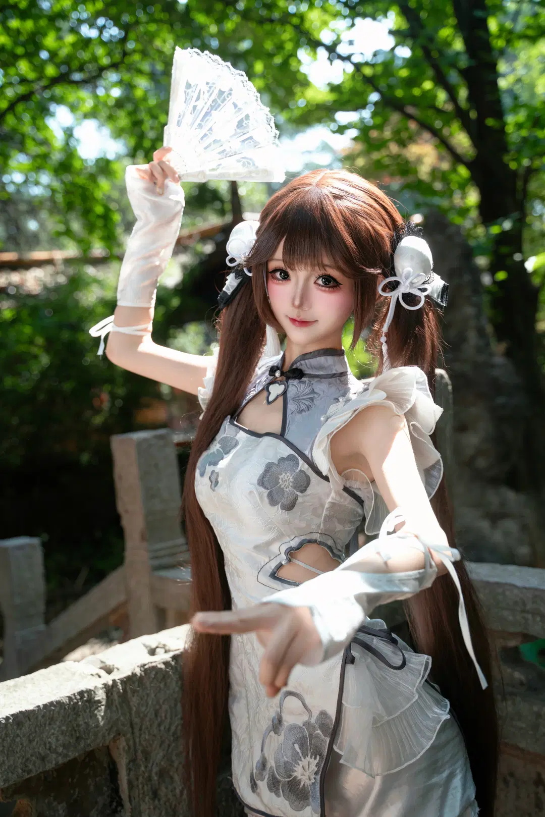 【Yin Ziping cosplay】Sword-Wielding Maiden in White Stockings by the Garden Stone Balustrade by 小时汤泡饭 - Image 4