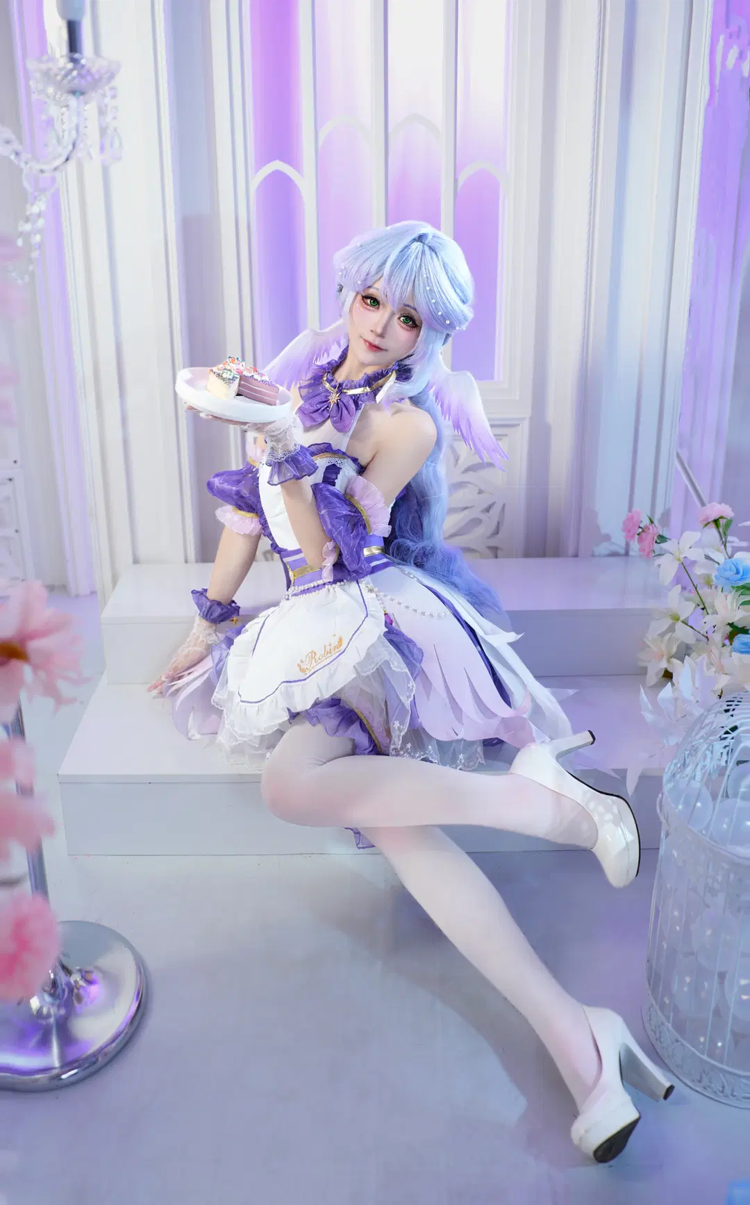 Honkai: Star Rail, Robin cosplay, Dreamy studio photoshoot, White stockings, Purple and white dress