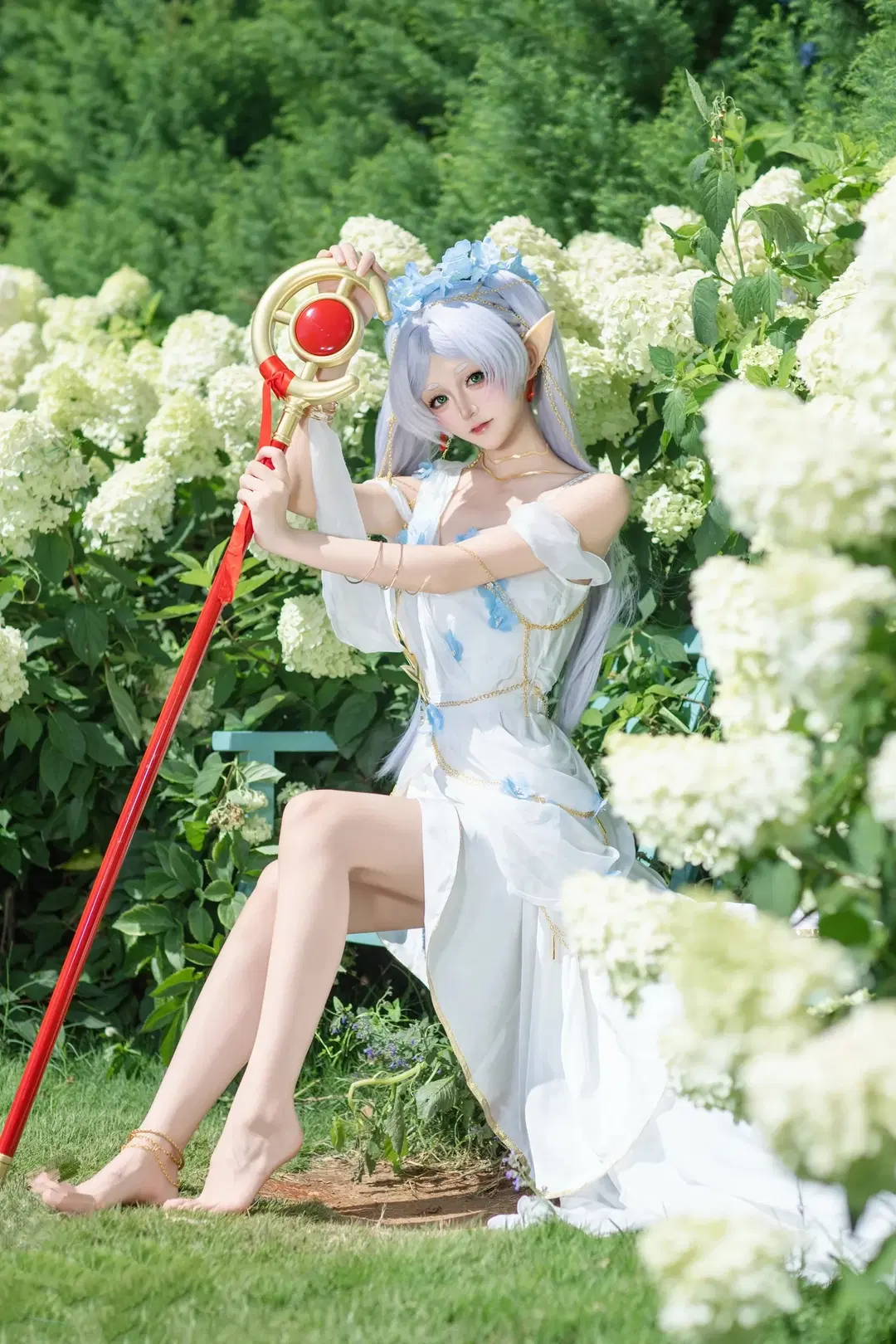 葬送的芙莉莲, 芙莉莲cos, 精灵耳cos, 白裙写真, 绣球花cos