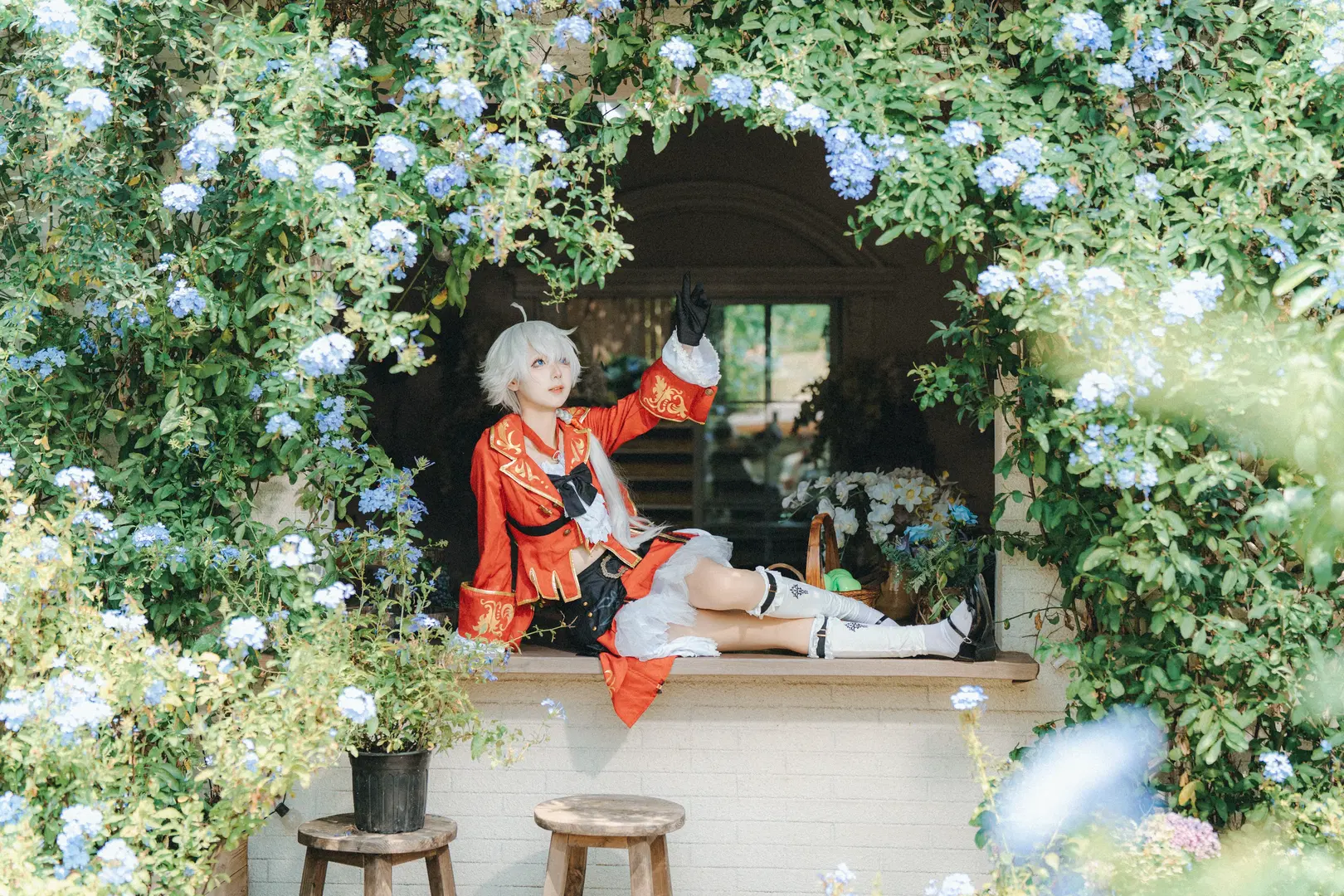 [Alisaie cosplay] Final Fantasy XIV Red Mage Artifact Attire: Afternoon Respite by the Floral Windowsill by 猫皮萨摩耶 - Image 2