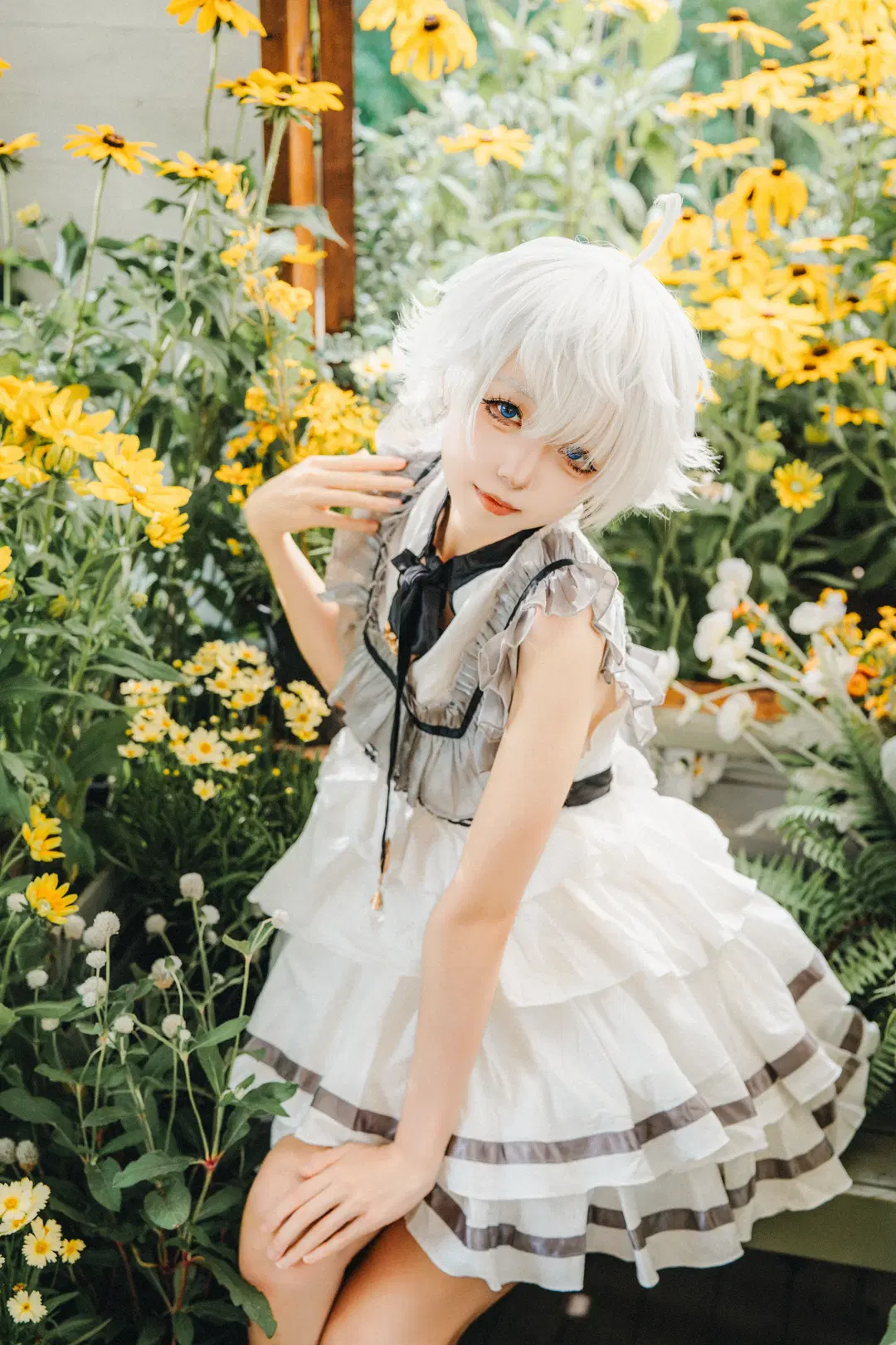 【アリゼー コスプレ】『ファイナルファンタジーXIV』ひまわりの温室に佇むファッションドレス美少女 - 猫皮萨摩耶 - 3枚目