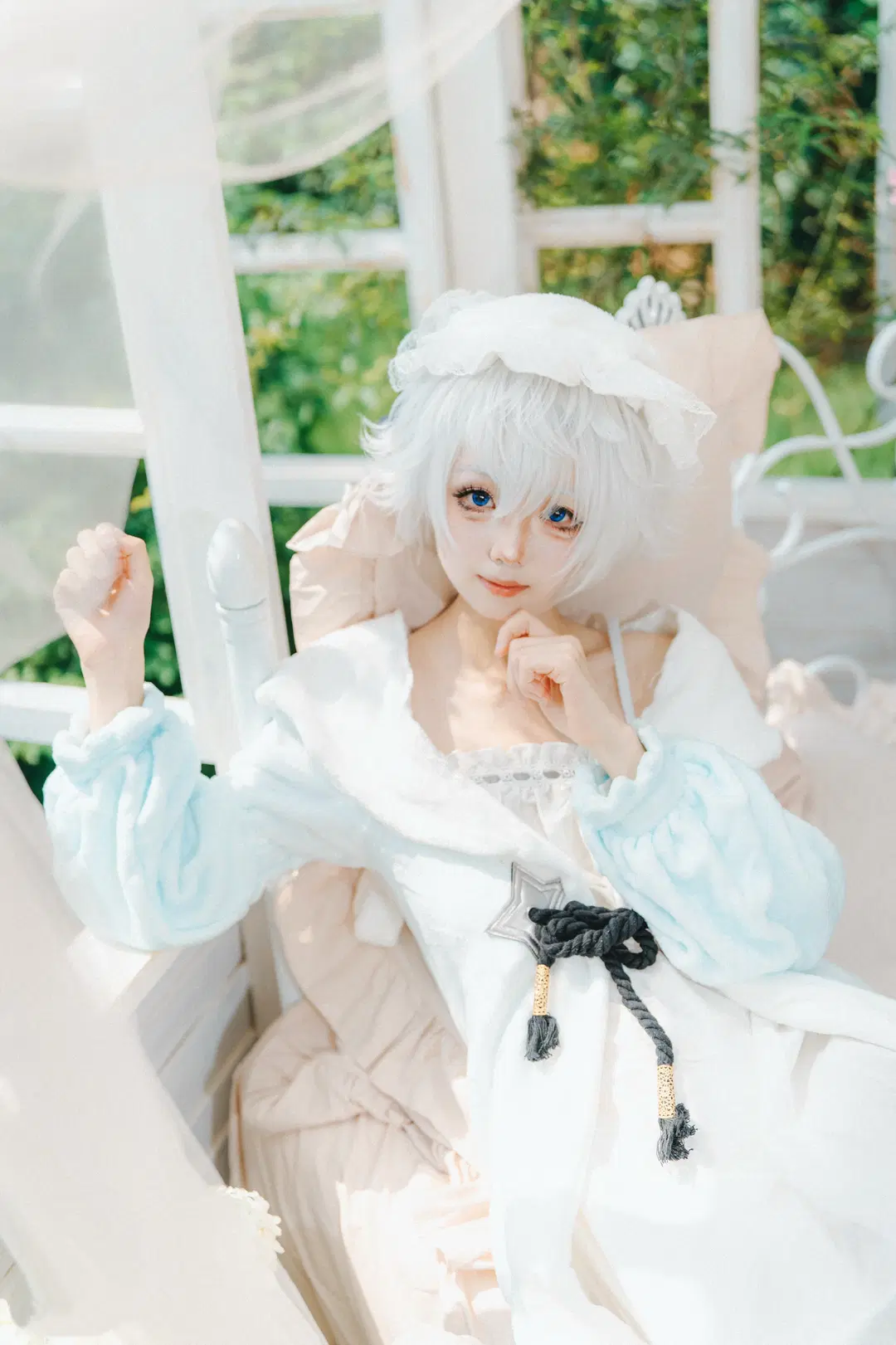 ファイナルファンタジーXIV, 白髪少女, ファイナルファンタジーXIVコスプレ, アリゼー コスプレ, 幻想的なロケーション撮影