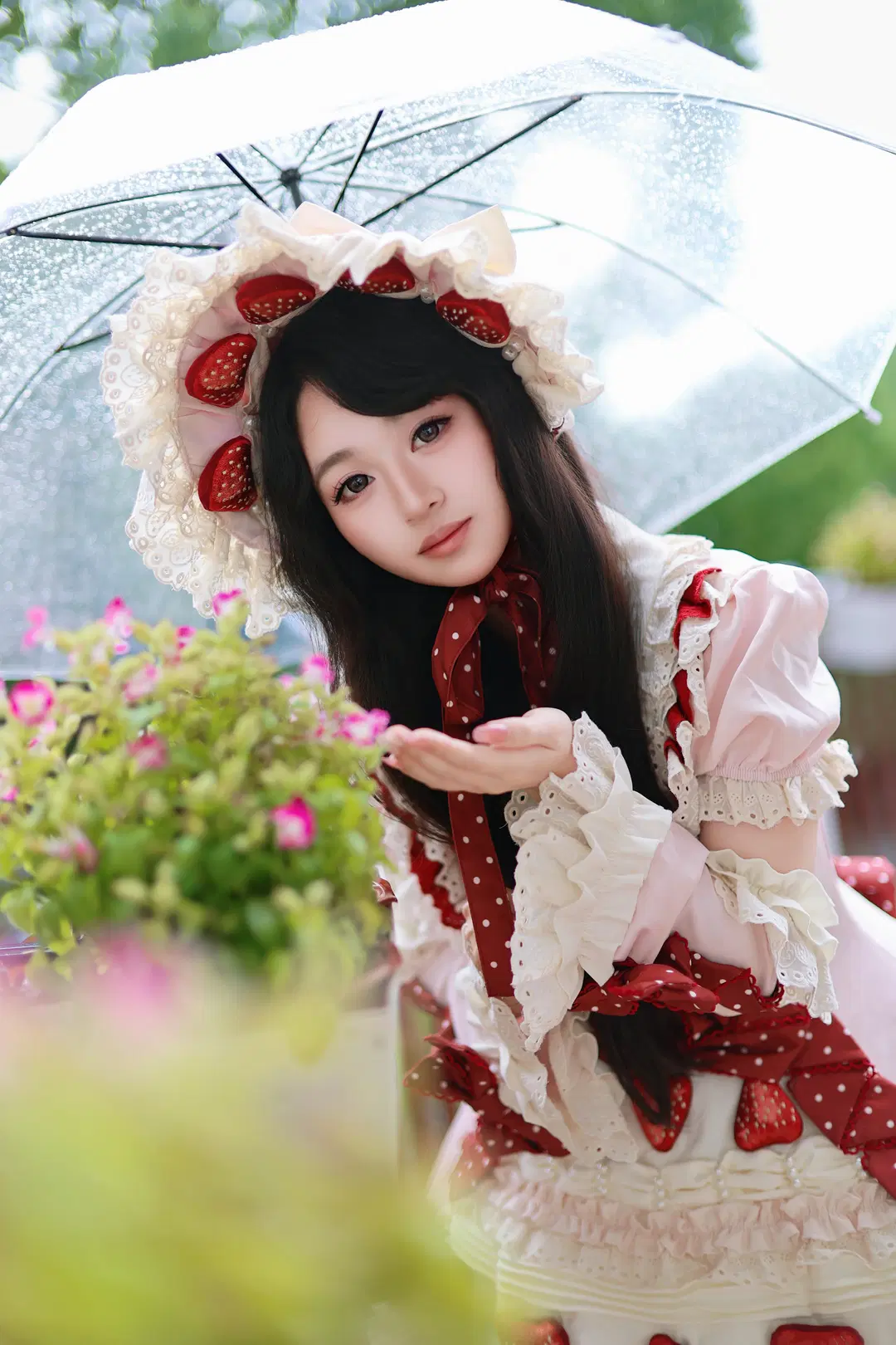 Rainy Convention Strawberry Lolita Photoshoot Record by Anko - Image 2