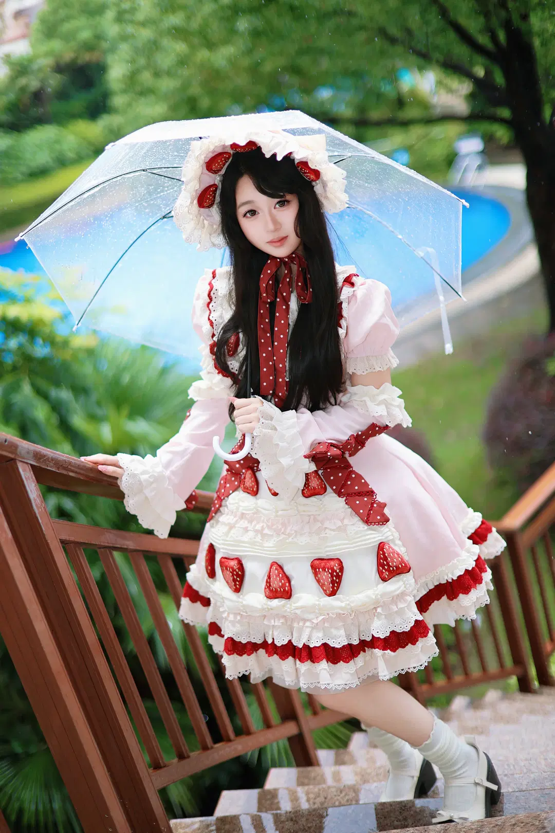 Rainy Convention Strawberry Lolita Photoshoot Record by Anko - Image 3