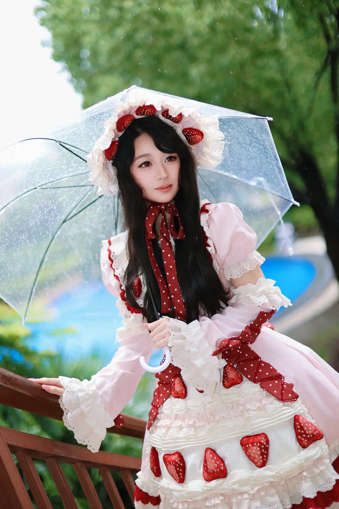 Rainy Convention Strawberry Lolita Photoshoot Record by Anko - Image 4