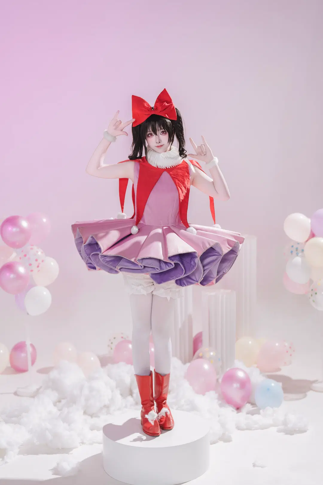 【矢泽妮可cos】粉色梦幻泡泡里的红蝴蝶结小偶像 - 矢泽焰焰子 - 第4张