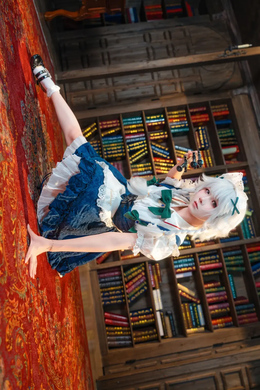 [Sakuya Izayoi cosplay] The Perfect and Elegant Chief Maid: Recreating Touhou Project's Classic Icon by 老塞Liquidboom - Image 2