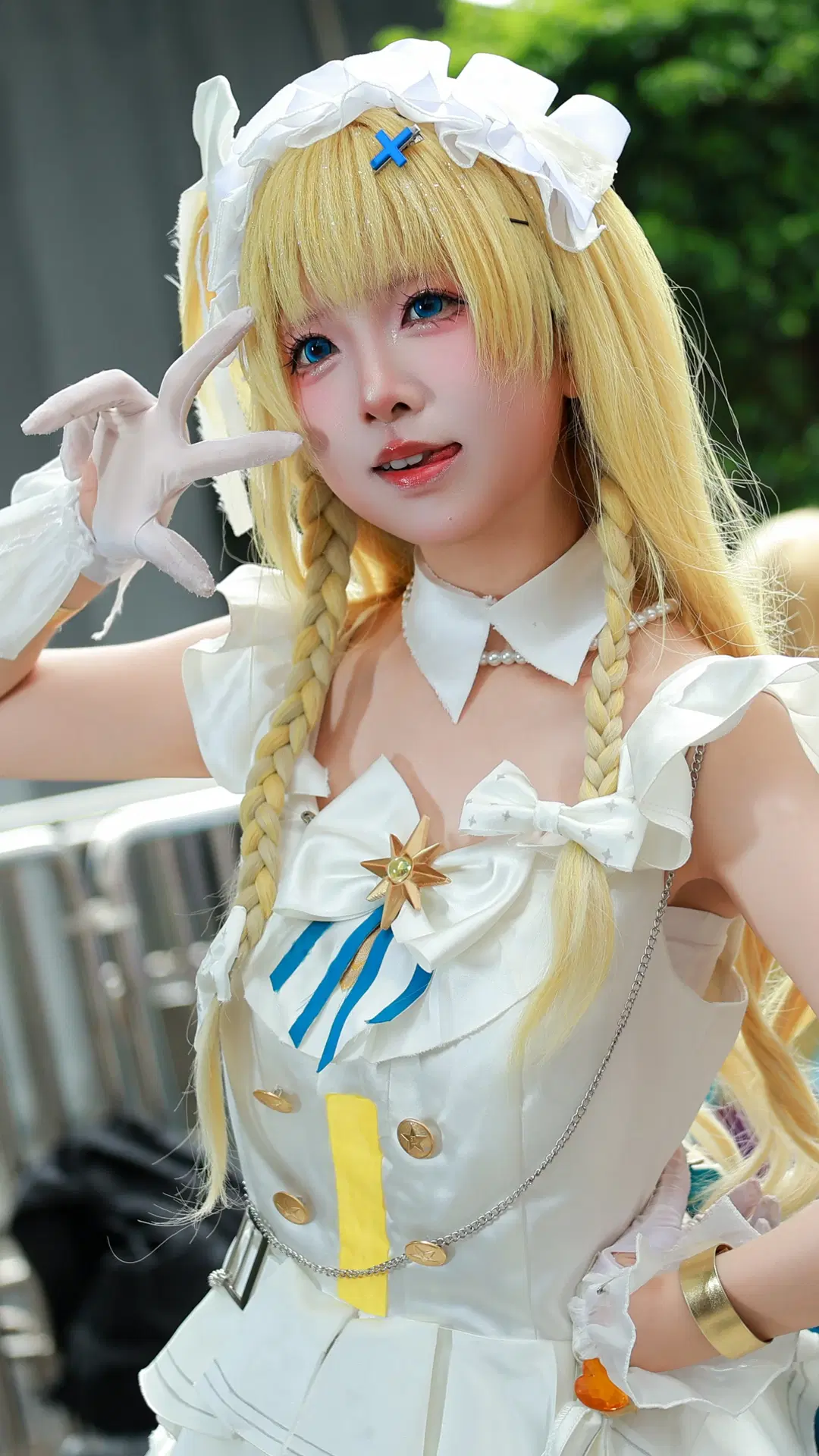 cosplay, 漫展, 白裙, 金发双马尾, 缪斯女神