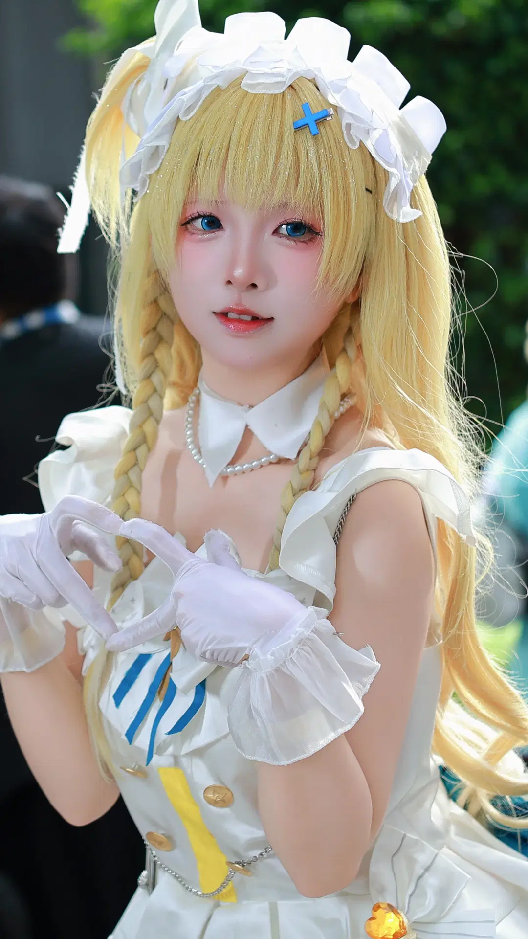 cosplay, Convention photos, Firefly ACG Expo, Blonde hair, Eye contact challenge