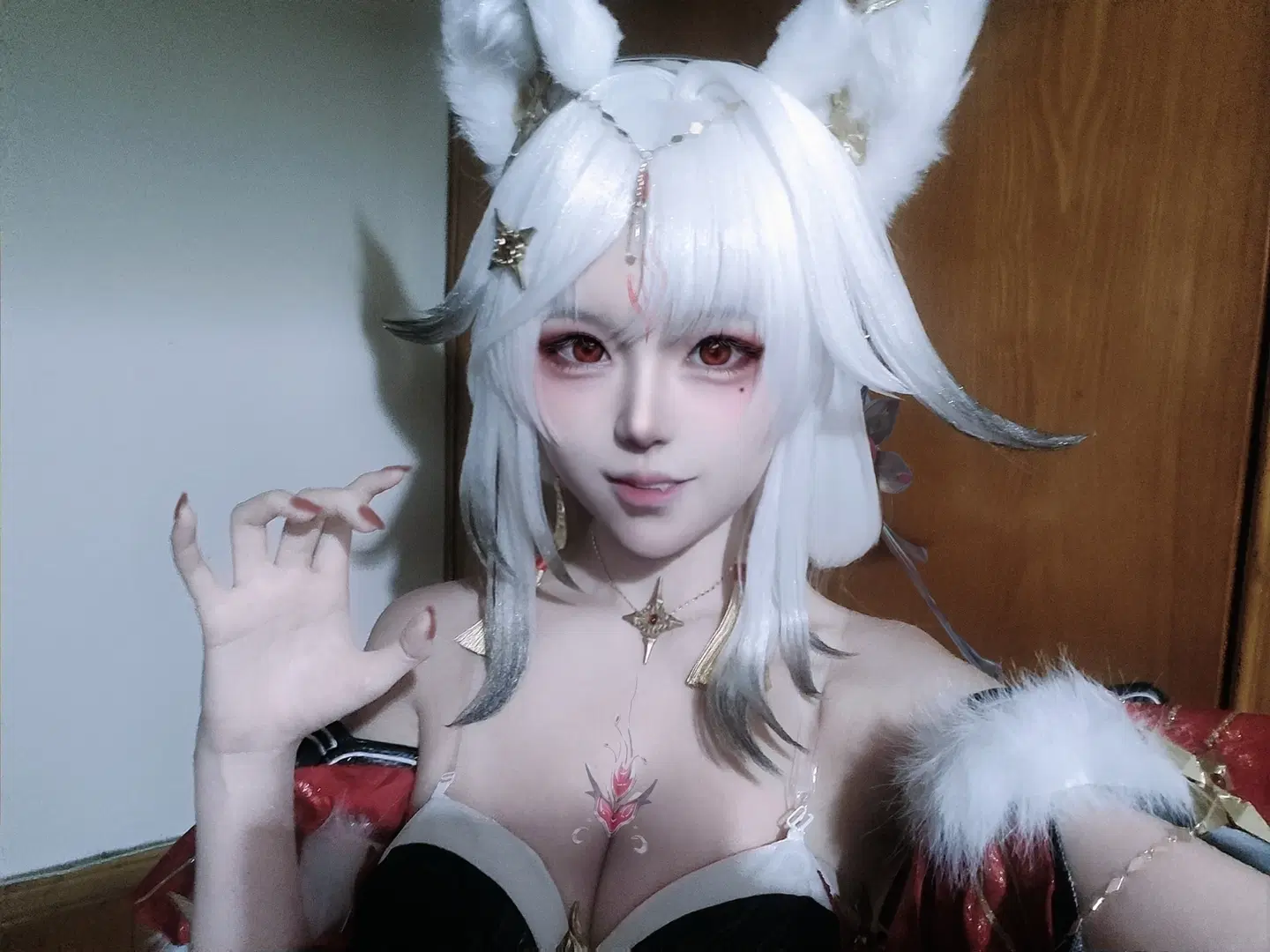 鸣潮, 自拍, 白毛, 心月狐cos, 狐狸耳朵