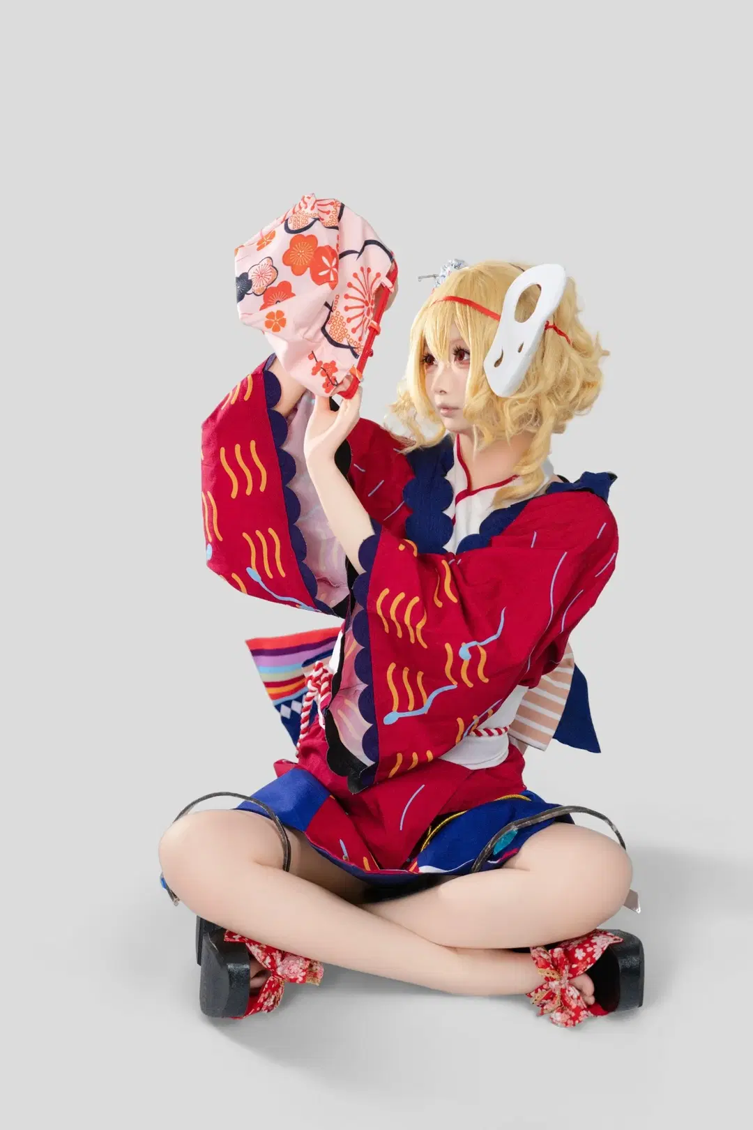 【芙蘭朵露cos】東方project和風動作參考，紅藍和服與油紙傘的視覺碰撞 - 井羊血weru - 第10張